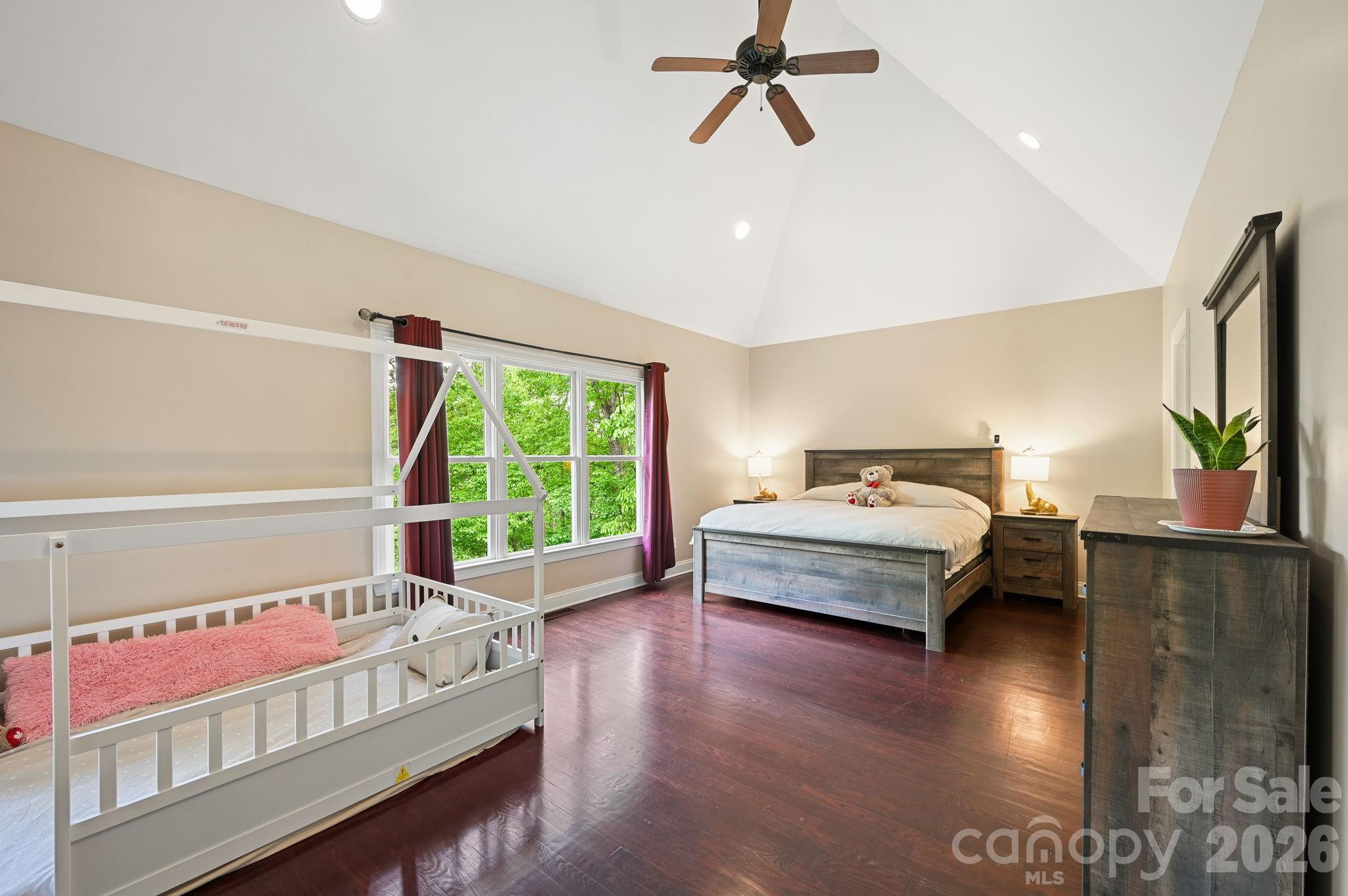 314 Woodland Drive — Swannanoa