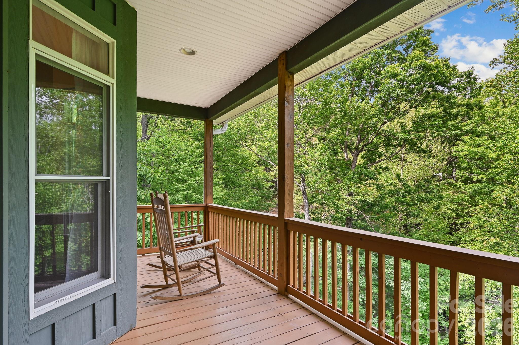 314 Woodland Drive — Swannanoa