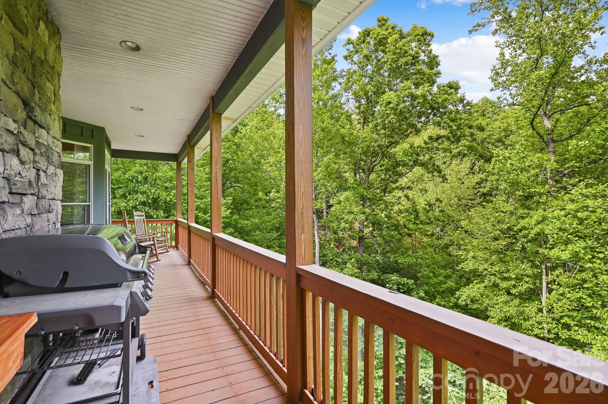 314 Woodland Drive — Swannanoa