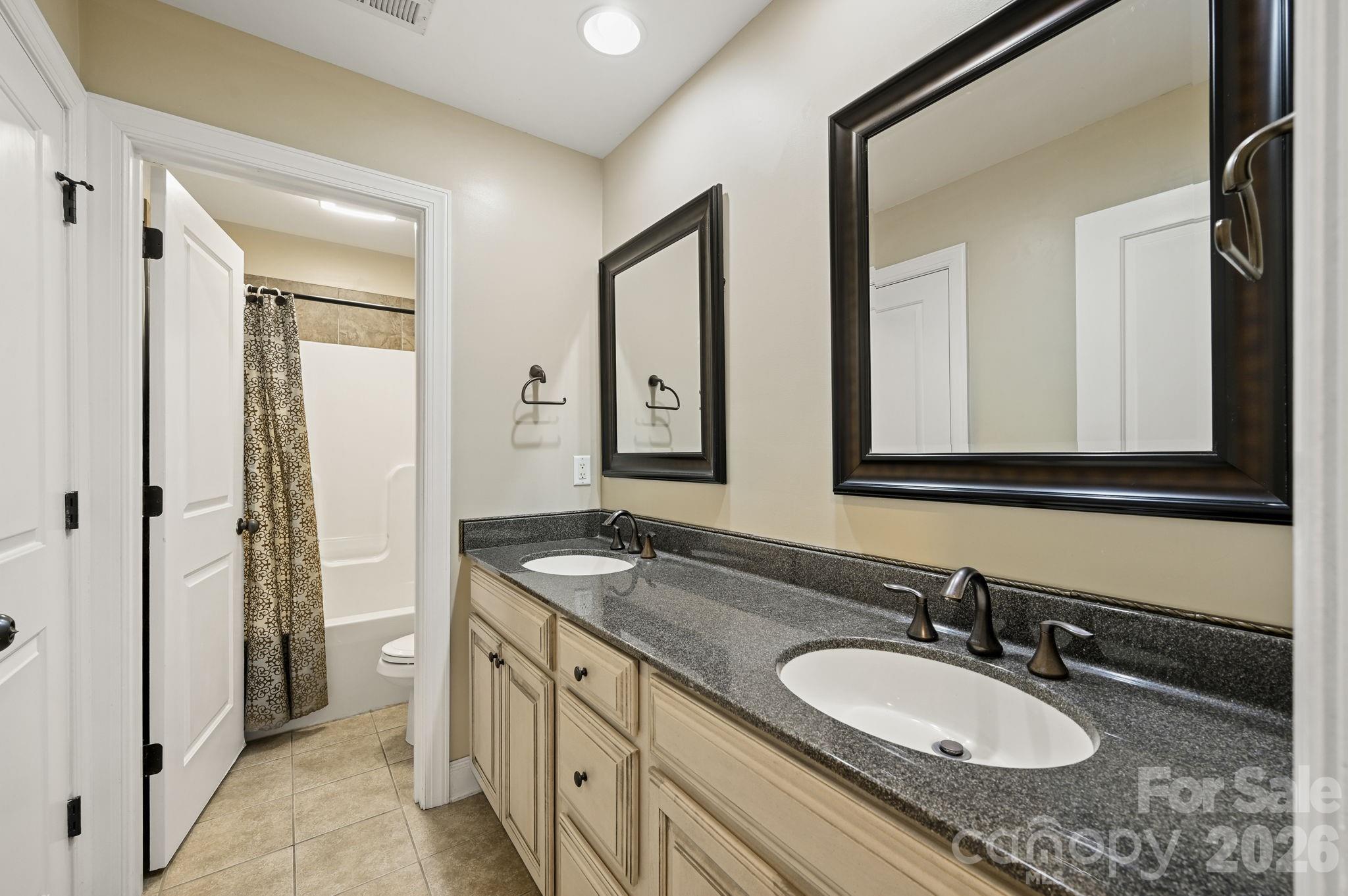 314 Woodland Drive — Swannanoa