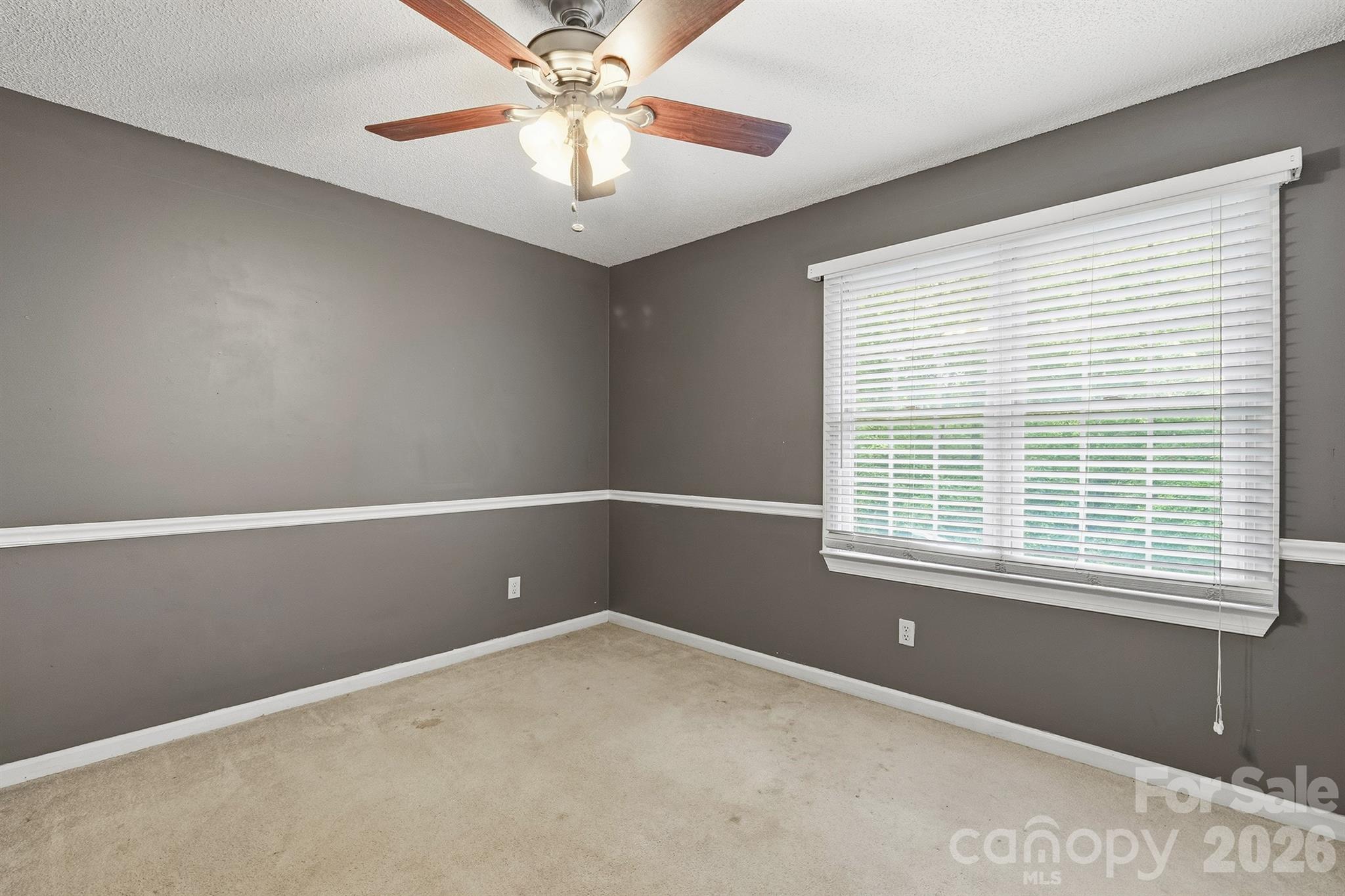 1227 Shirebourn None — Hickory