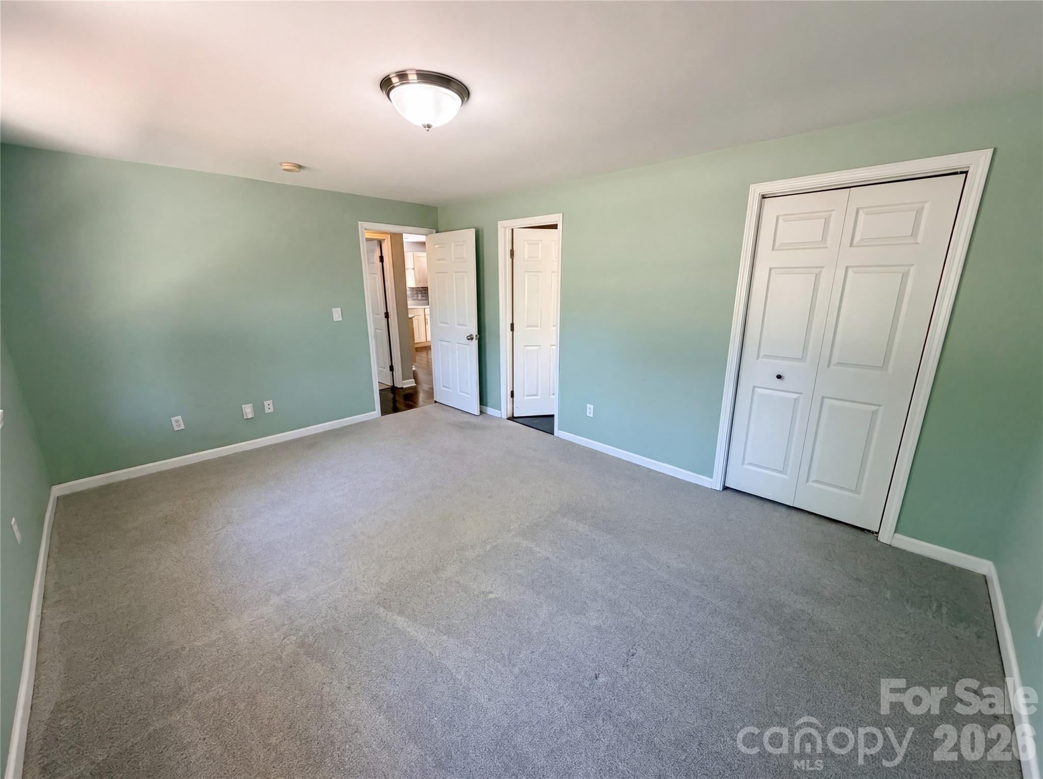 1322 Carolyn Drive — Charlotte