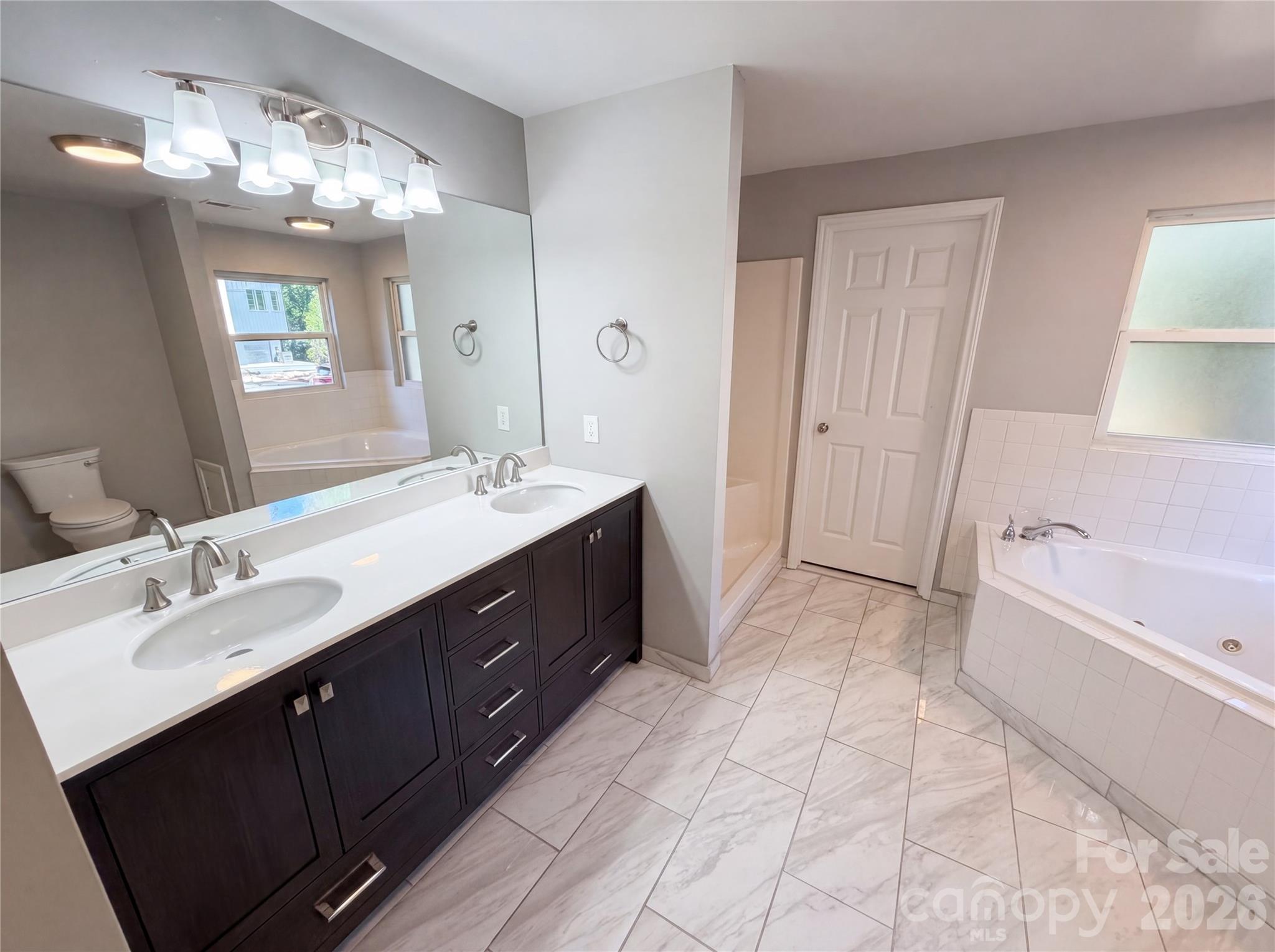 1322 Carolyn Drive — Charlotte