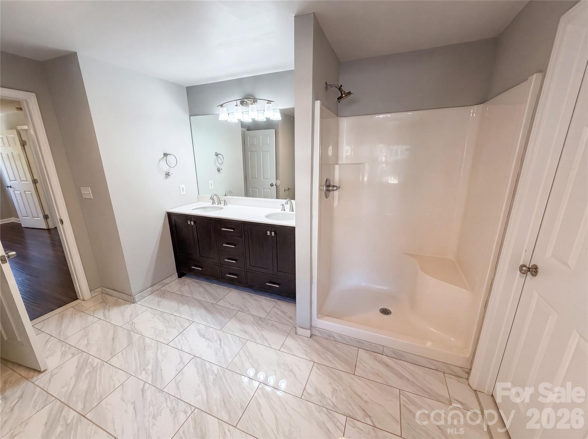 1322 Carolyn Drive — Charlotte