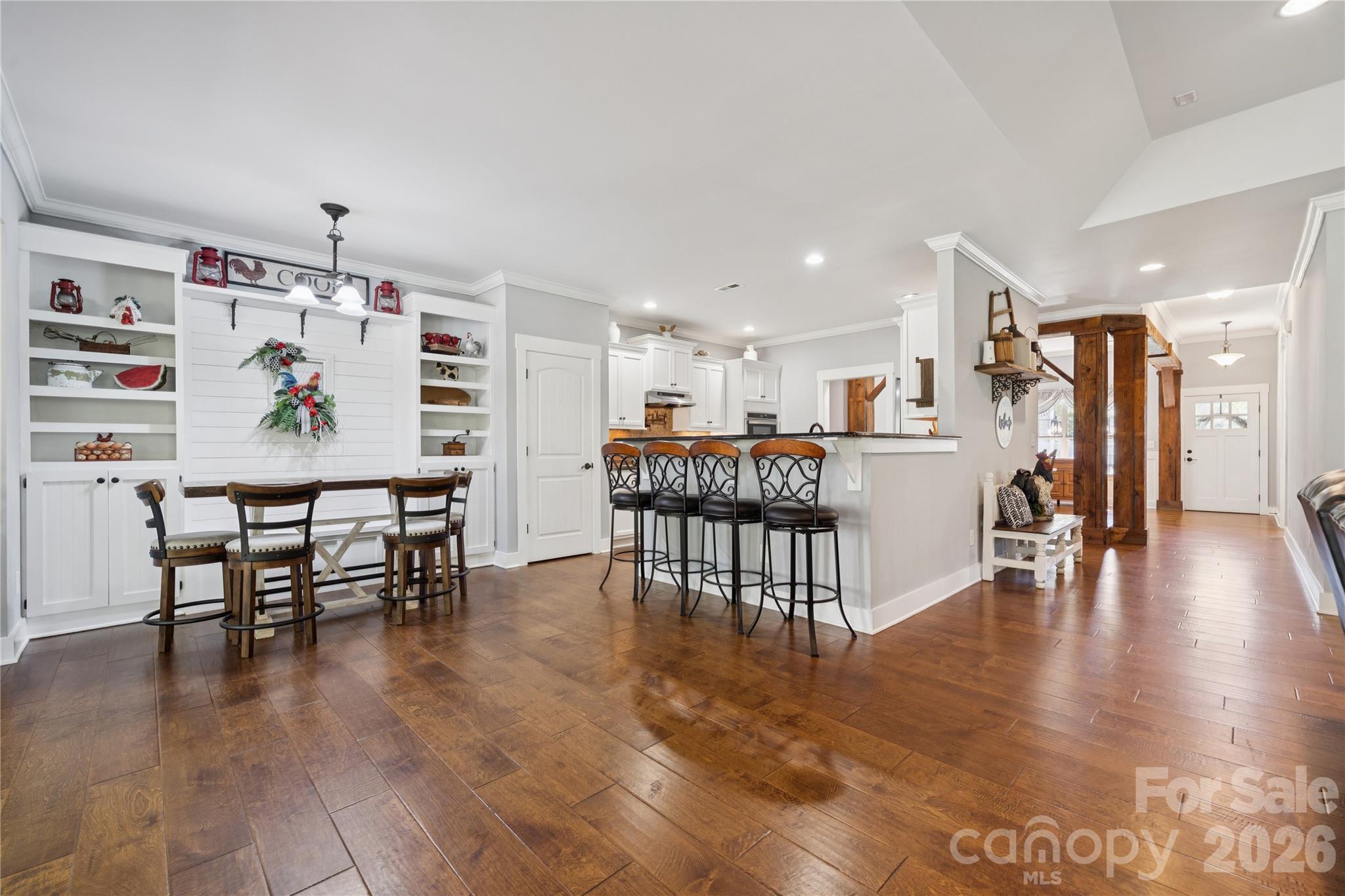 295 Worthington Drive — Mt Ulla