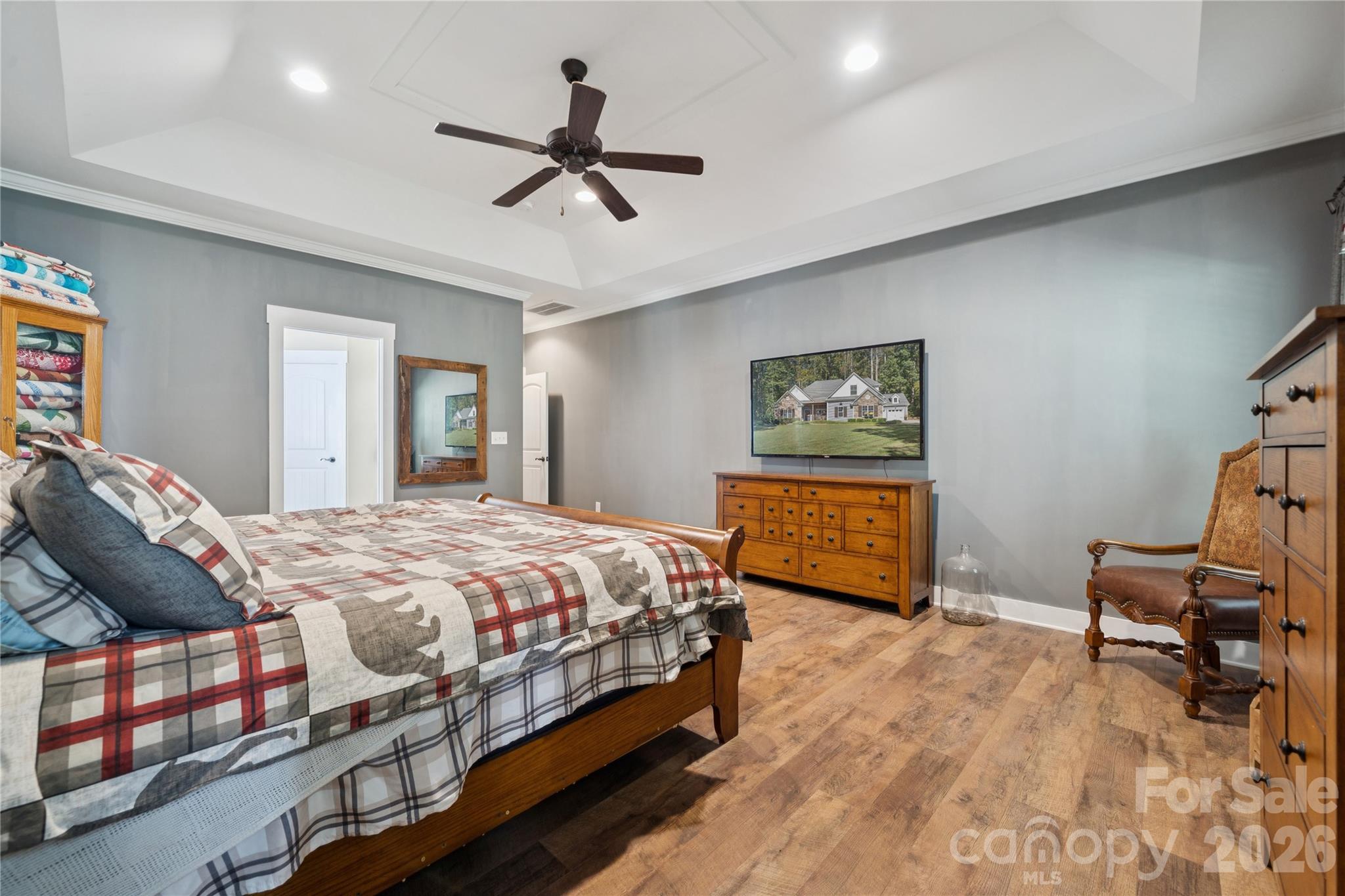 295 Worthington Drive — Mt Ulla