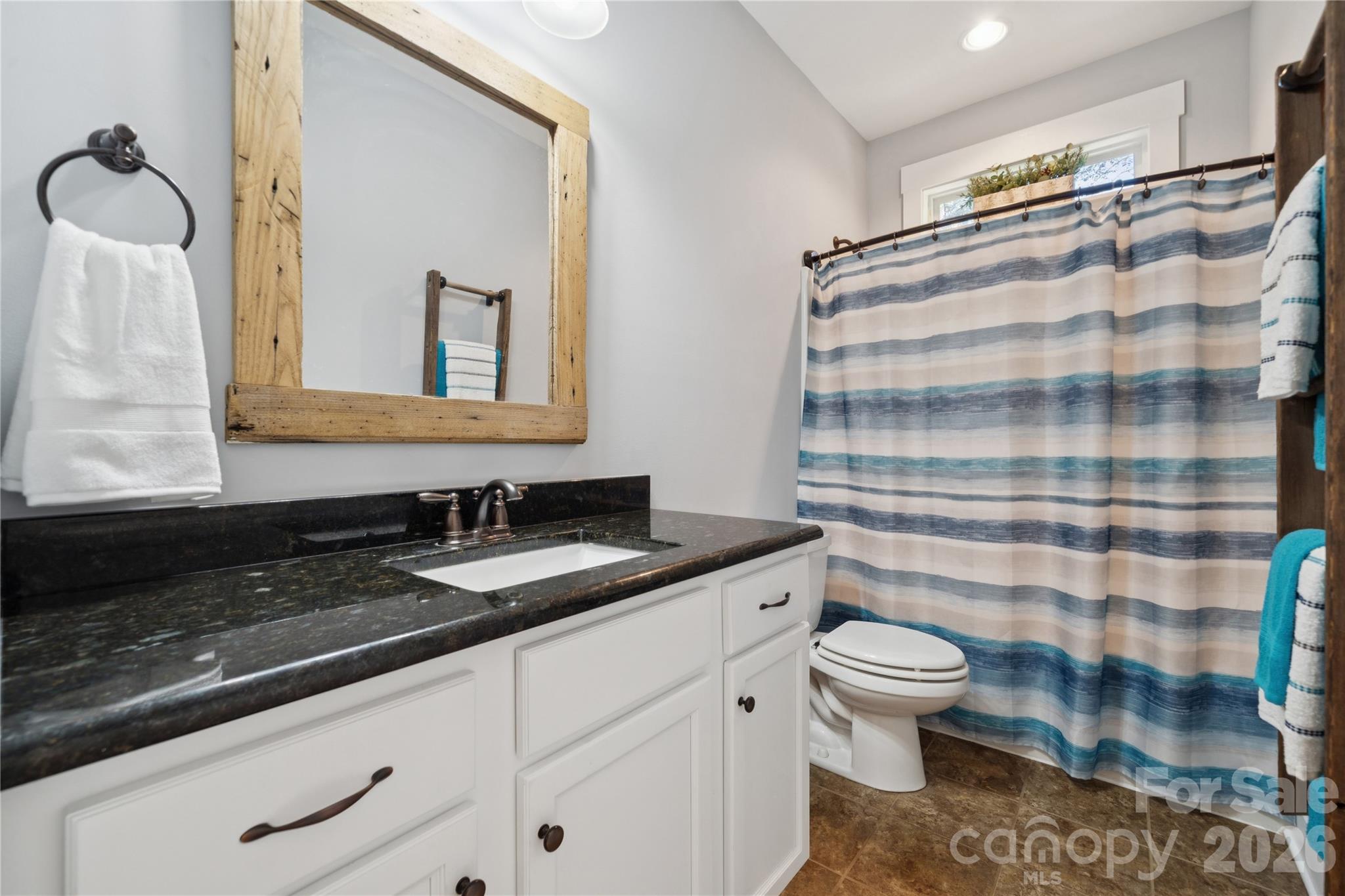 295 Worthington Drive — Mt Ulla
