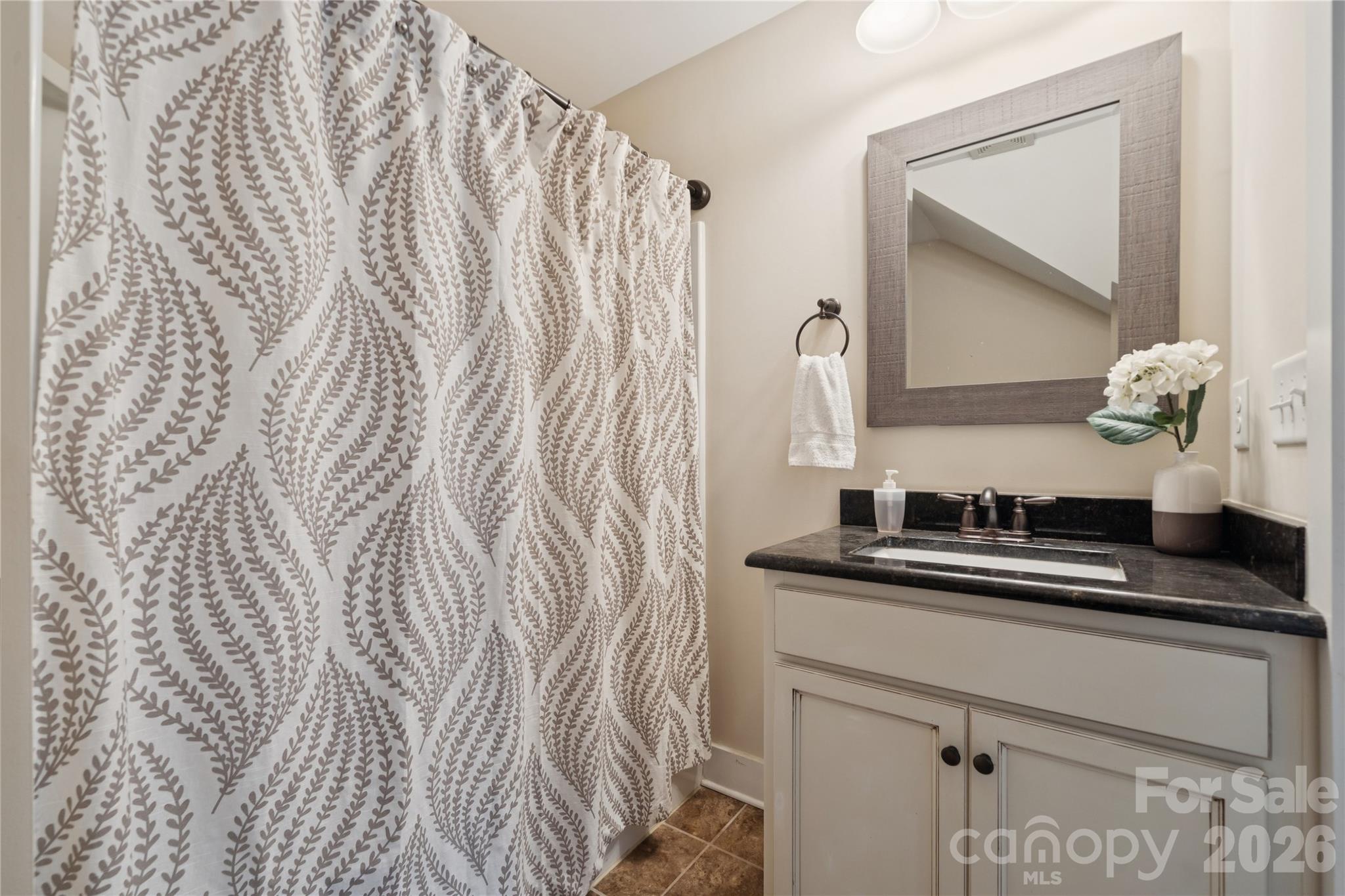 295 Worthington Drive — Mt Ulla