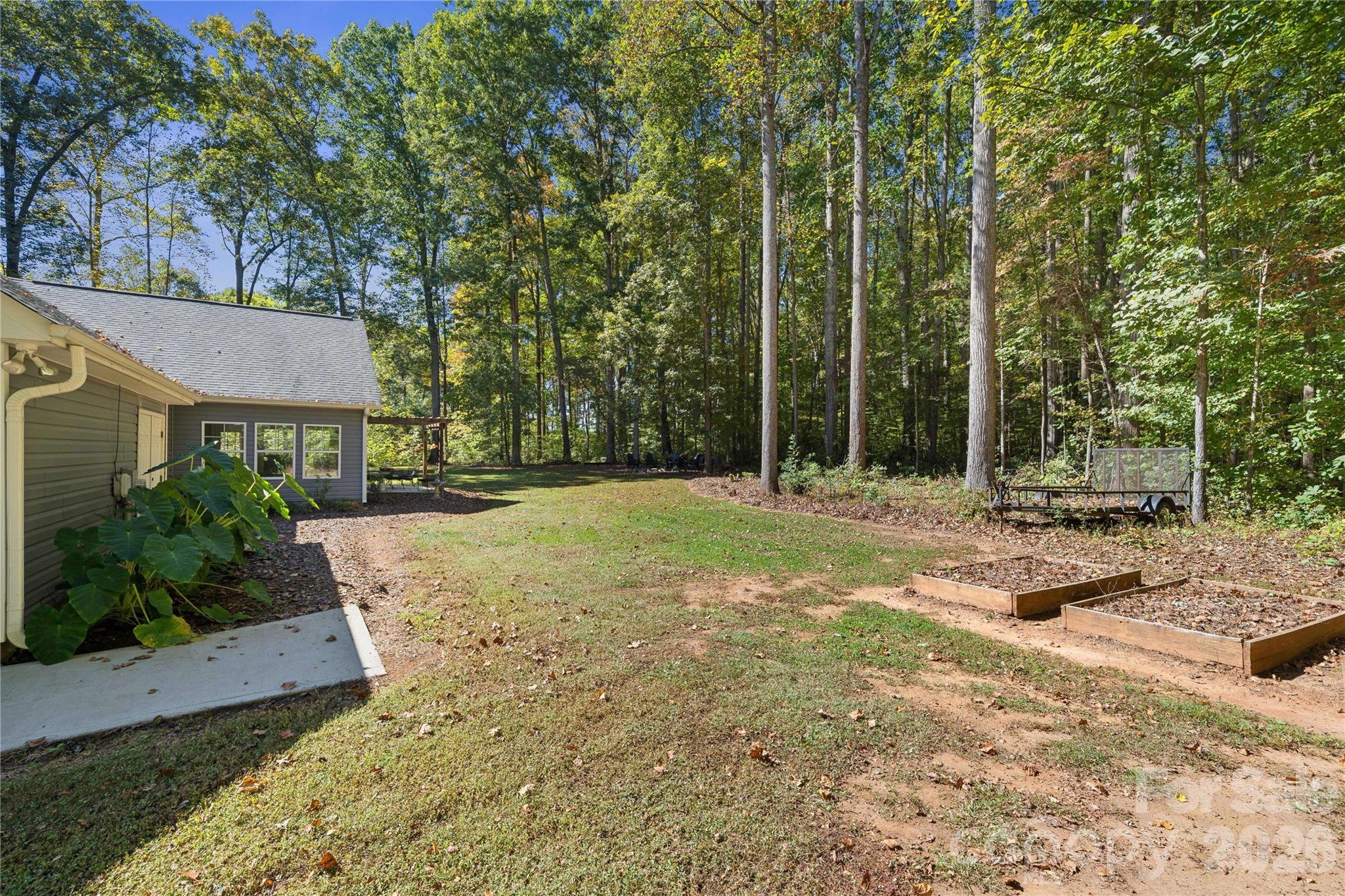 295 Worthington Drive — Mt Ulla
