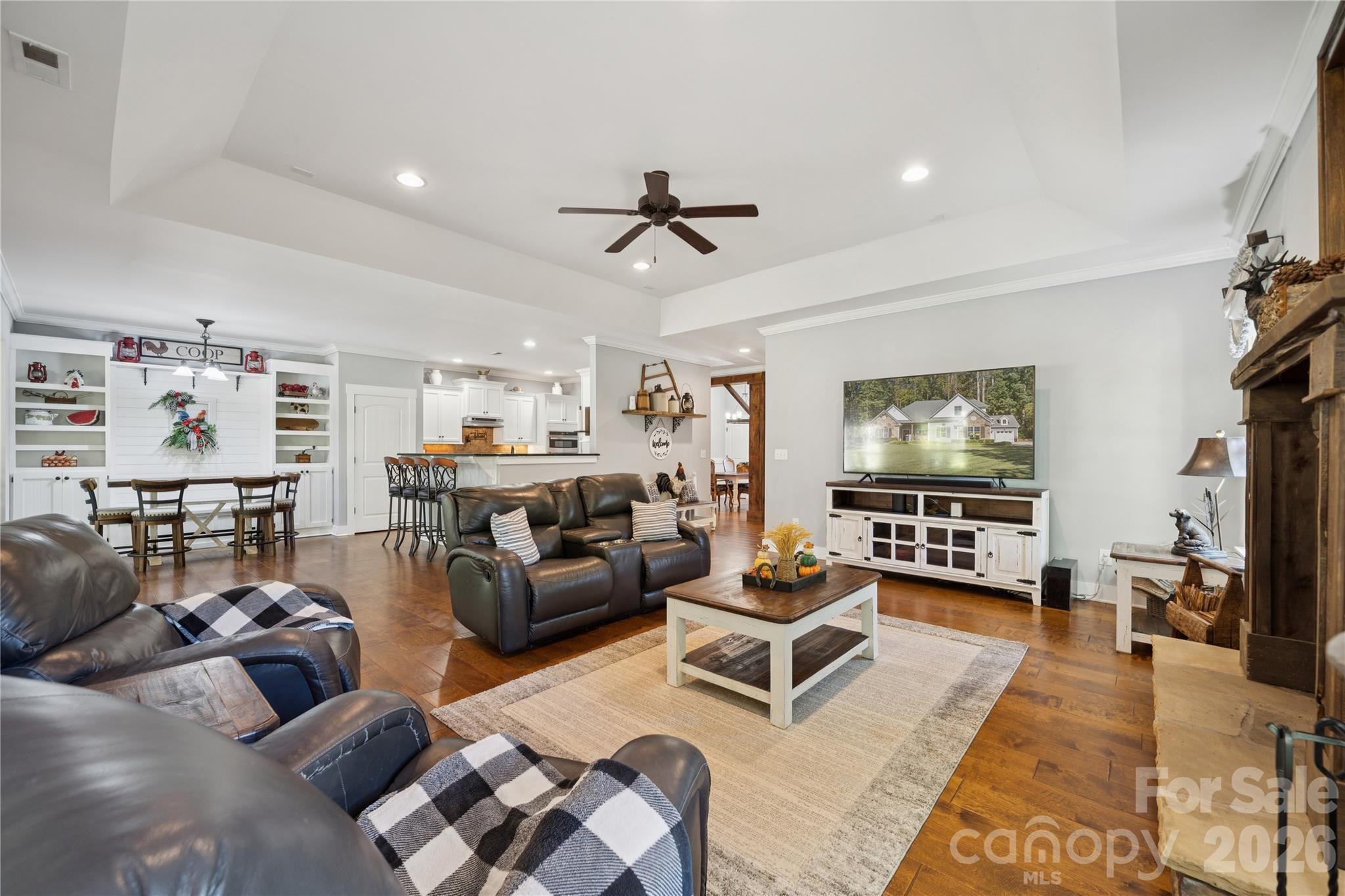 295 Worthington Drive — Mt Ulla