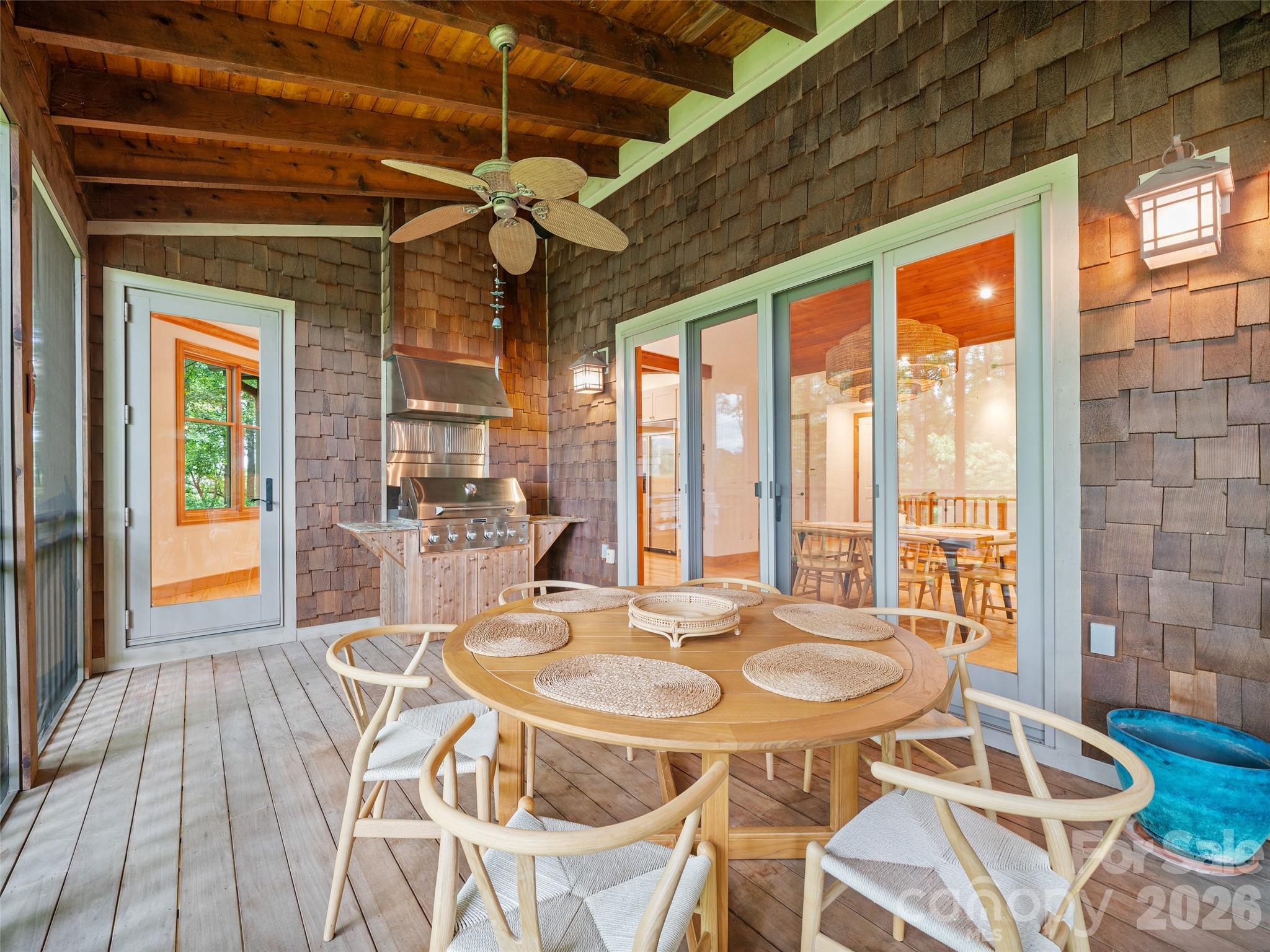 71 Chestnut Hill Road — Spruce Pine