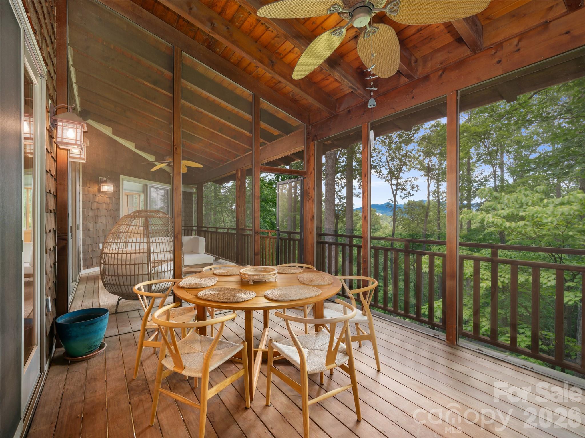 71 Chestnut Hill Road — Spruce Pine