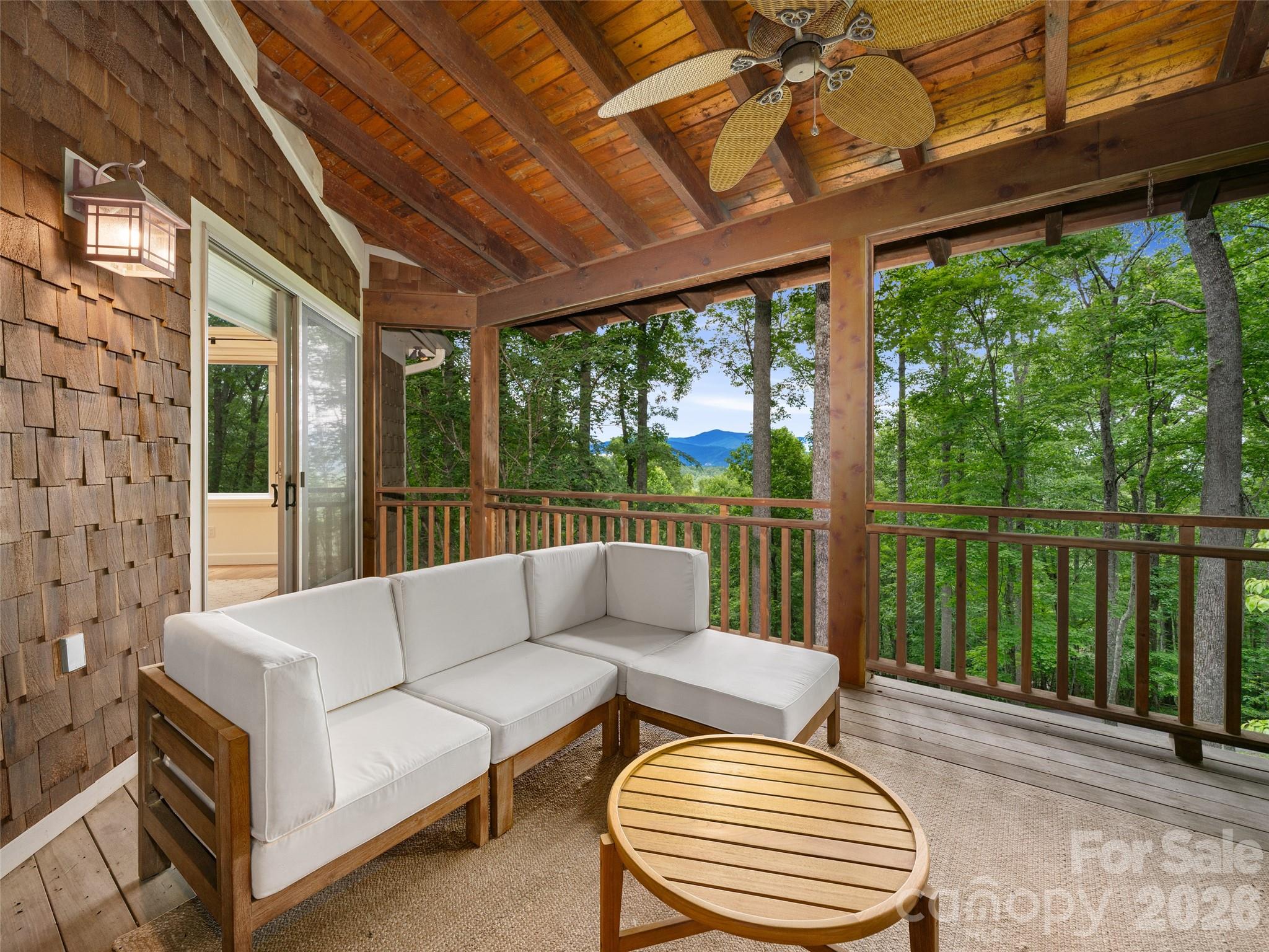 71 Chestnut Hill Road — Spruce Pine
