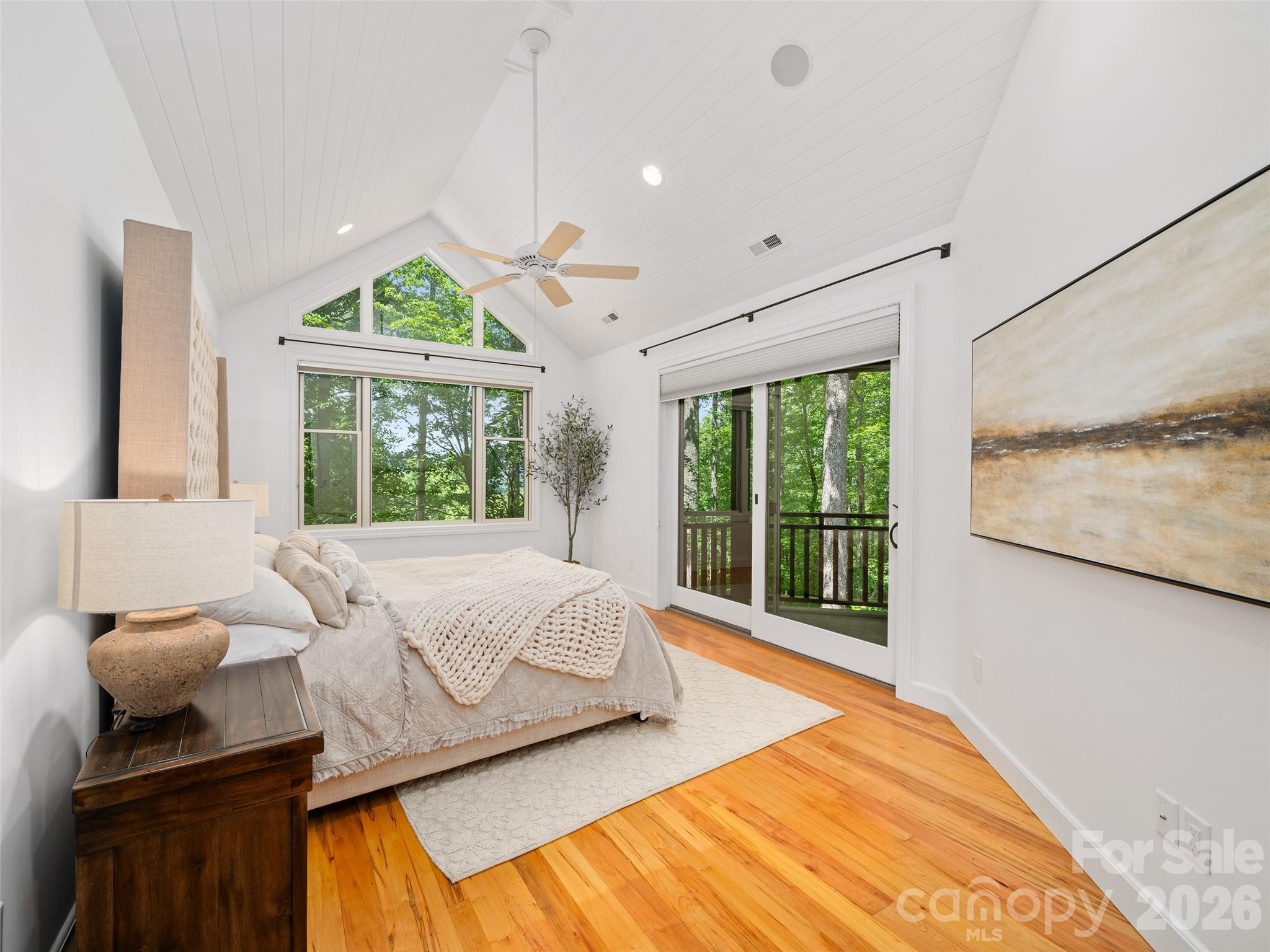 71 Chestnut Hill Road — Spruce Pine