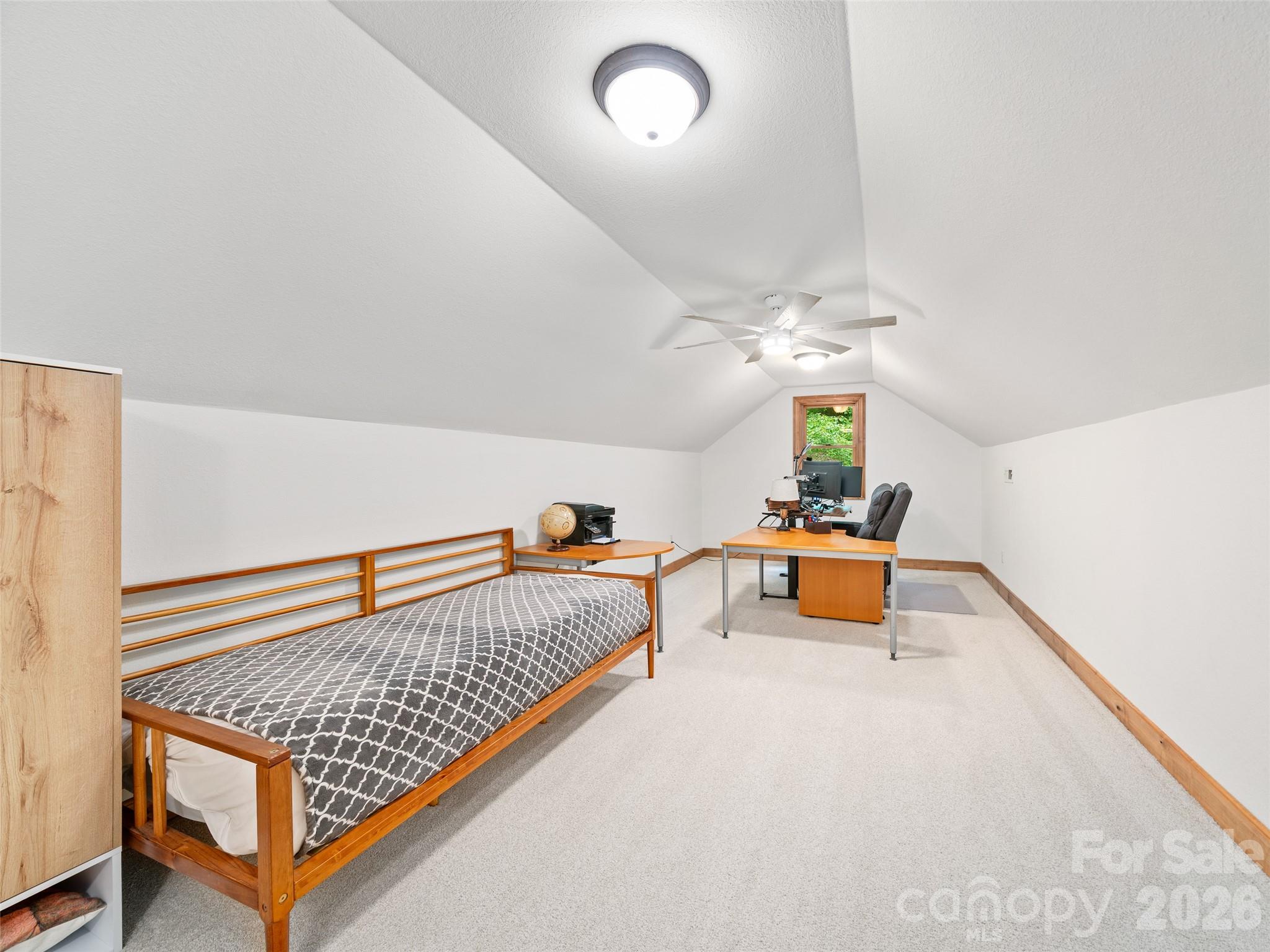 71 Chestnut Hill Road — Spruce Pine