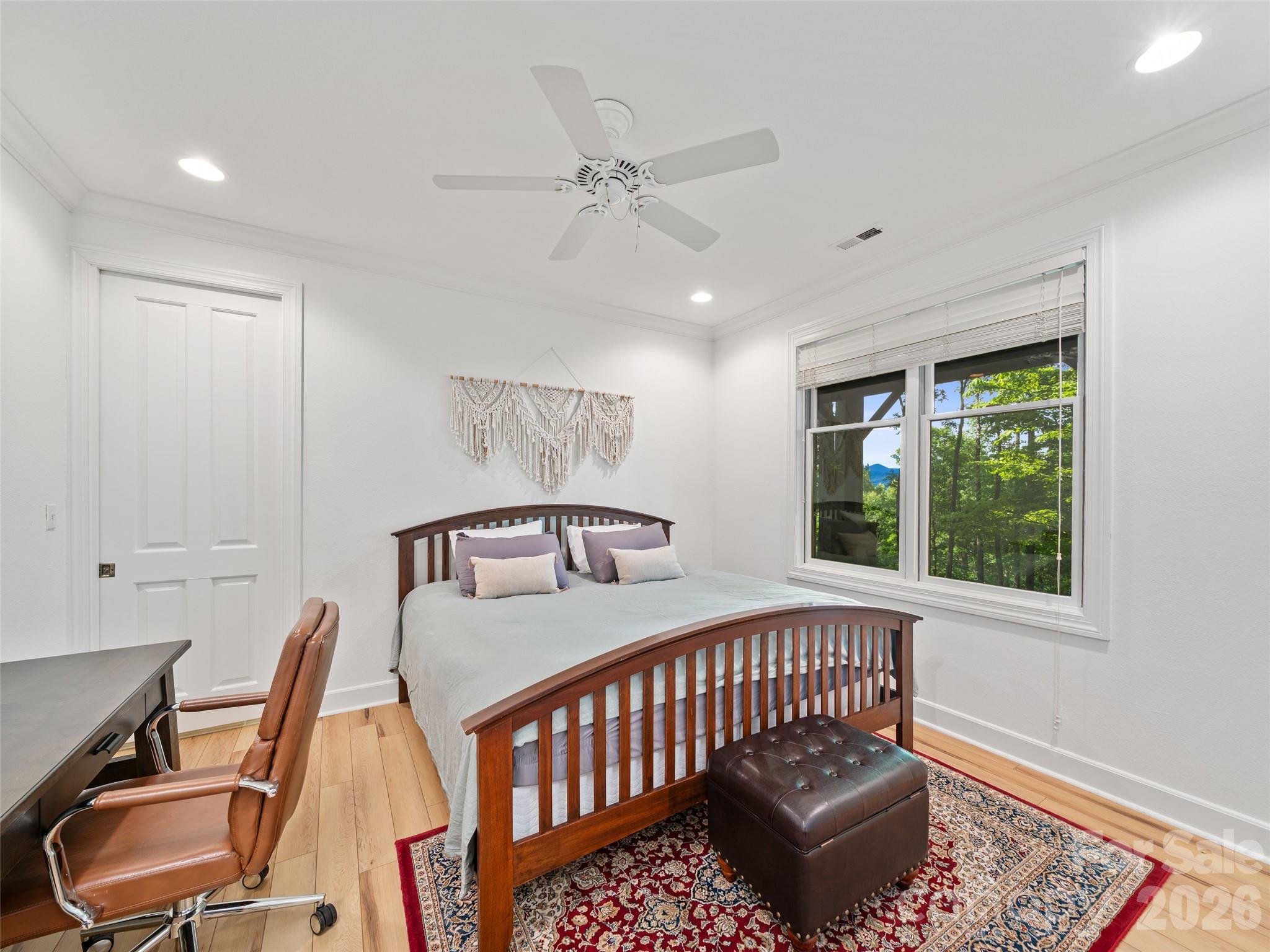 71 Chestnut Hill Road — Spruce Pine