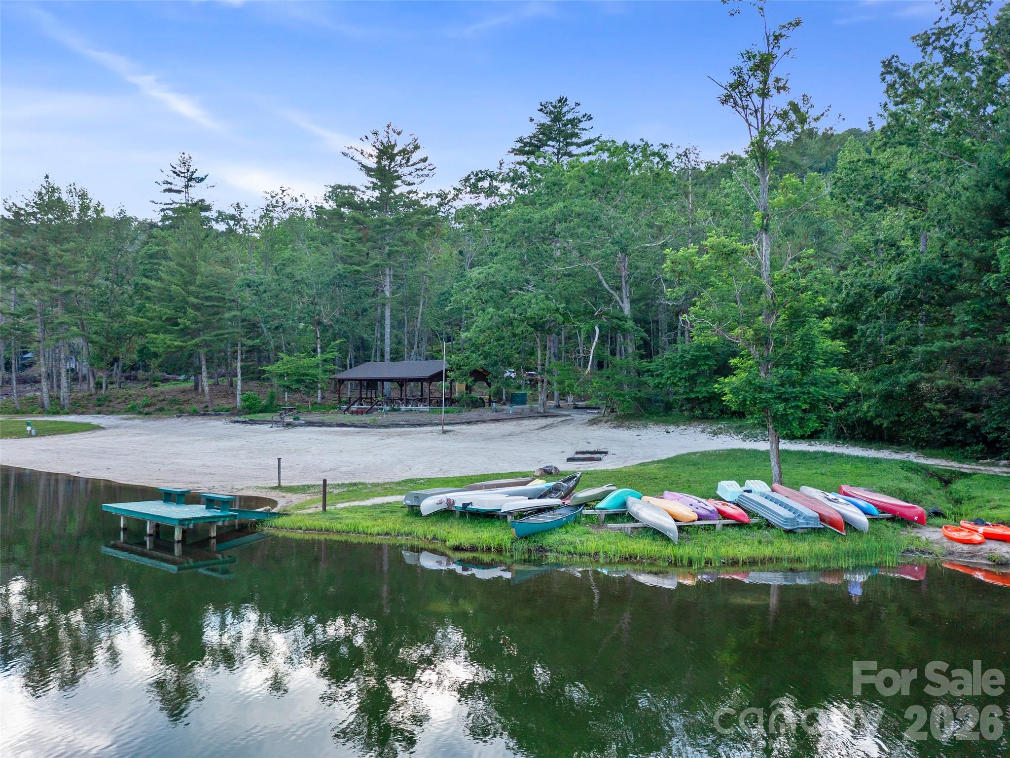 71 Chestnut Hill Road — Spruce Pine