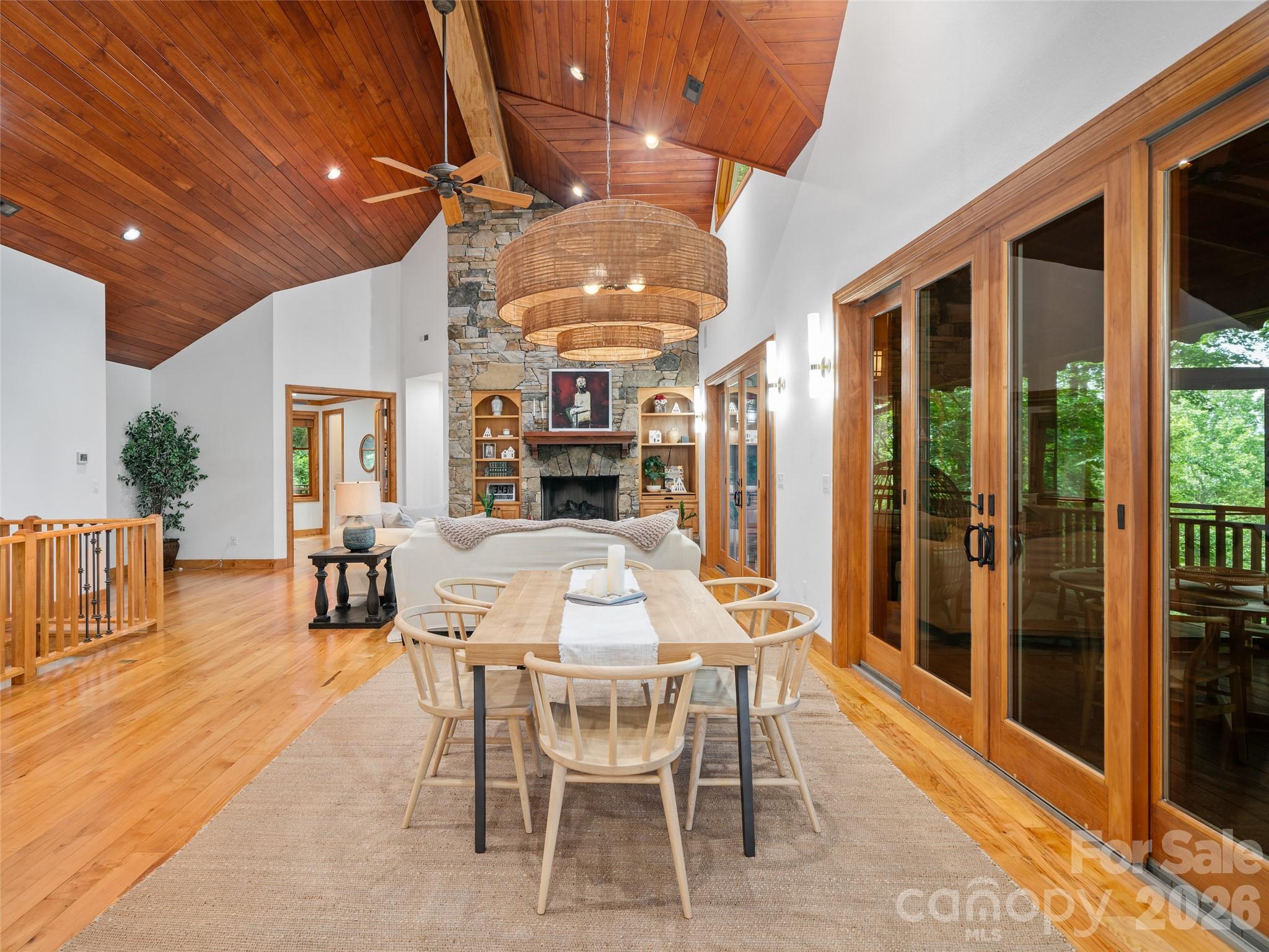 71 Chestnut Hill Road — Spruce Pine