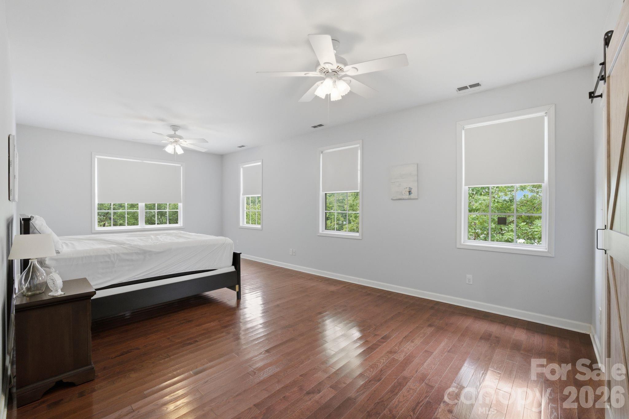 424 Mountain Harbor Drive — Lexington