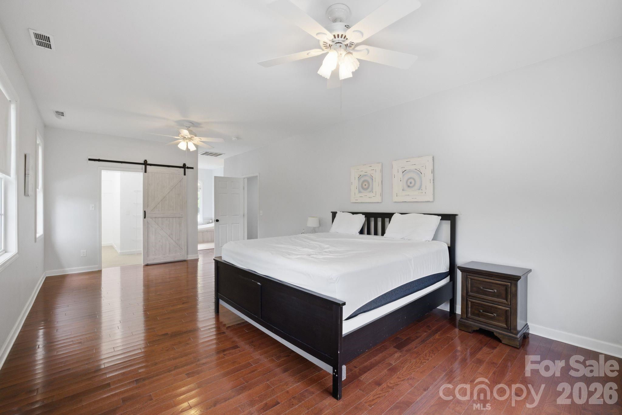 424 Mountain Harbor Drive — Lexington