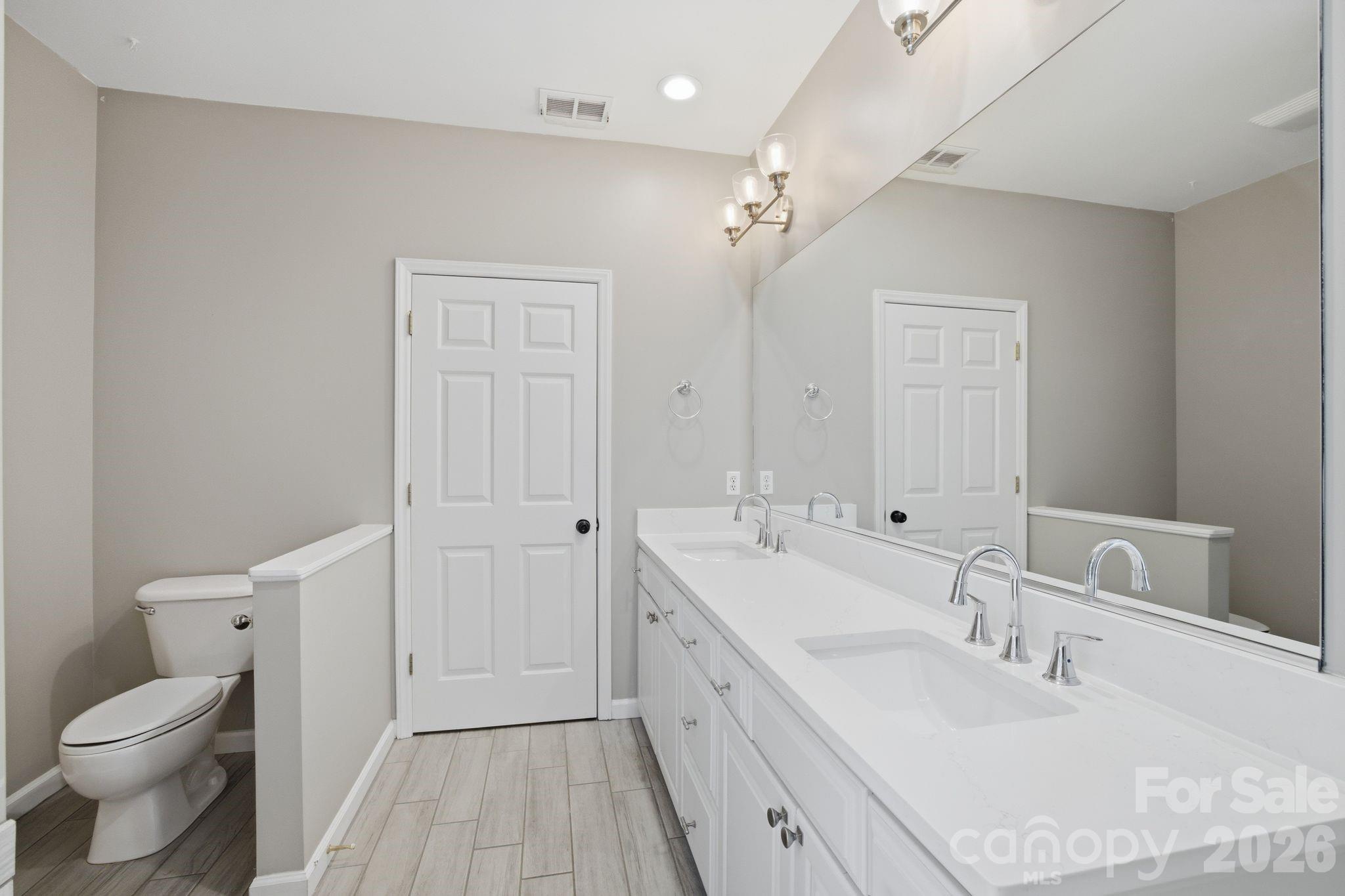 424 Mountain Harbor Drive — Lexington