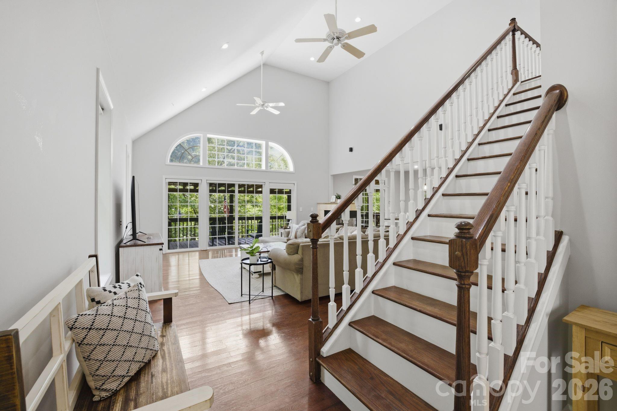 424 Mountain Harbor Drive — Lexington