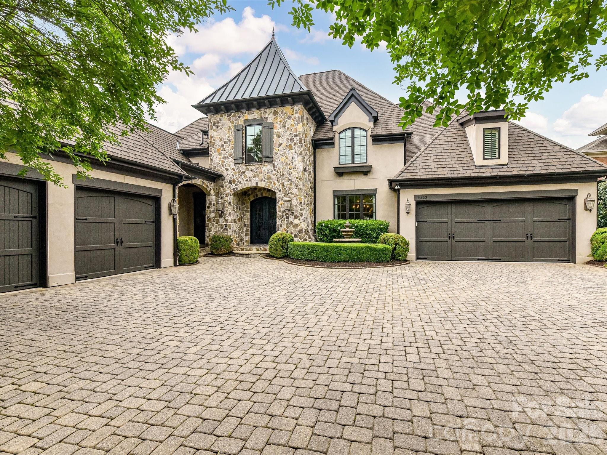 14633 Rudolph Dadey Drive — Charlotte