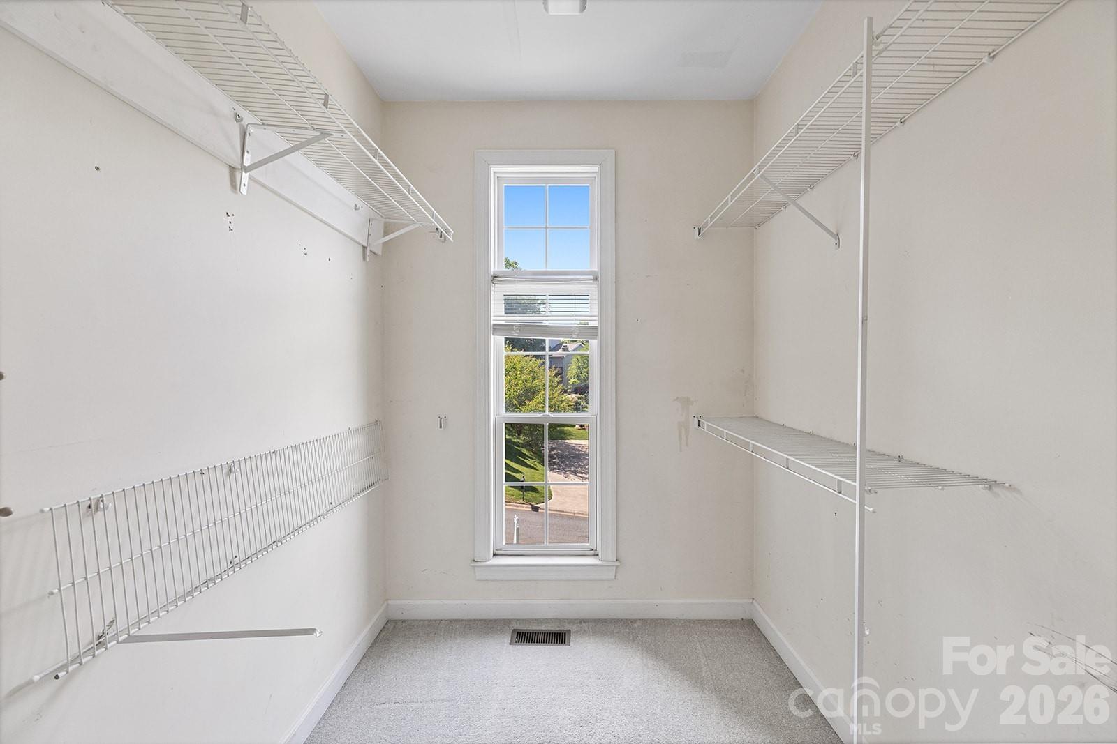 9111 Brocklehurst Lane — Charlotte