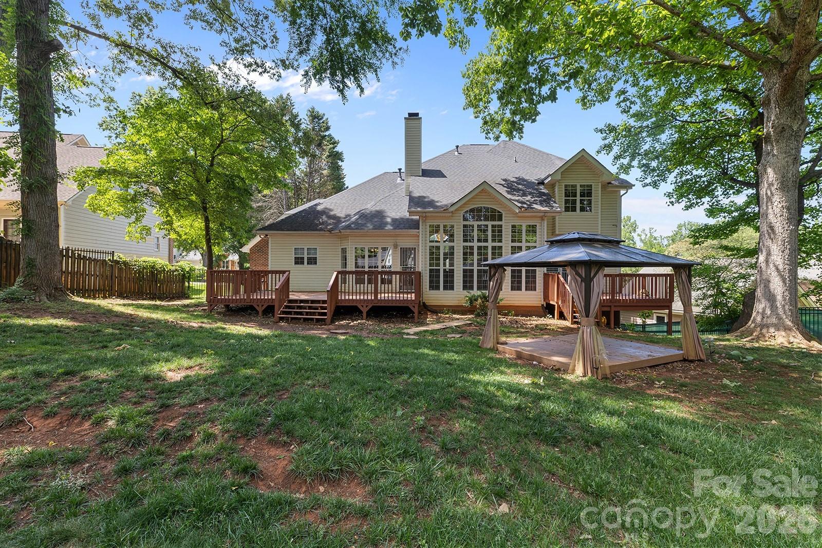 9111 Brocklehurst Lane — Charlotte