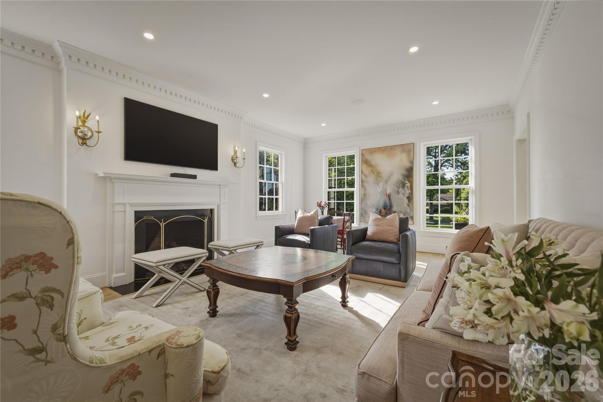 319 W Union Street — Morganton