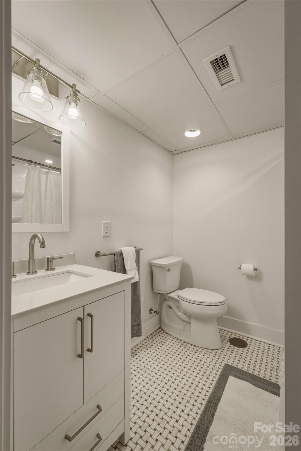319 W Union Street — Morganton