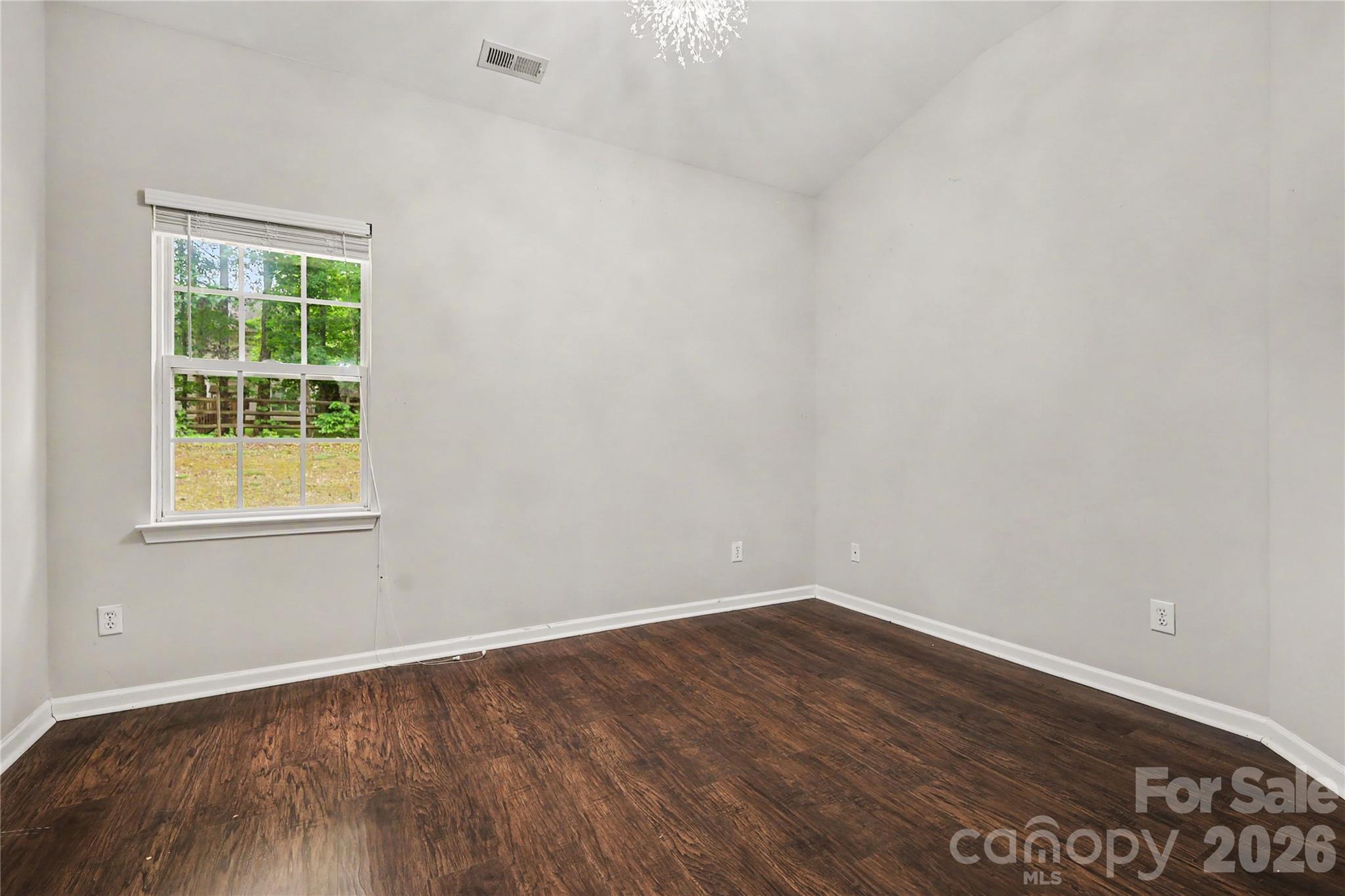 10312 Fairbourne Court — Charlotte