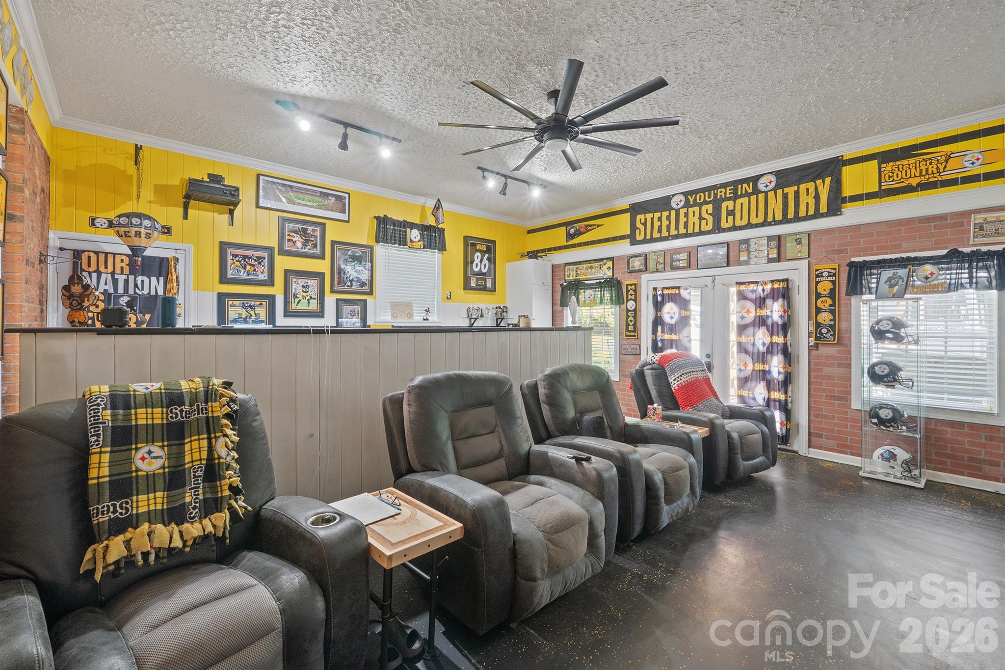 435 W Central Avenue — Mount Holly
