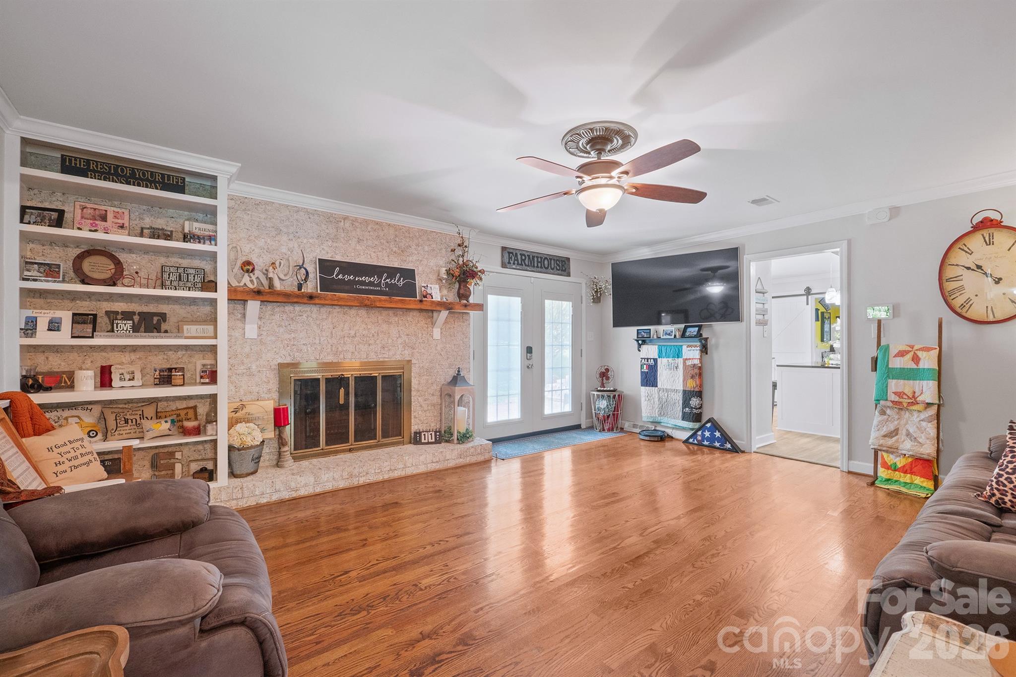 435 W Central Avenue — Mount Holly