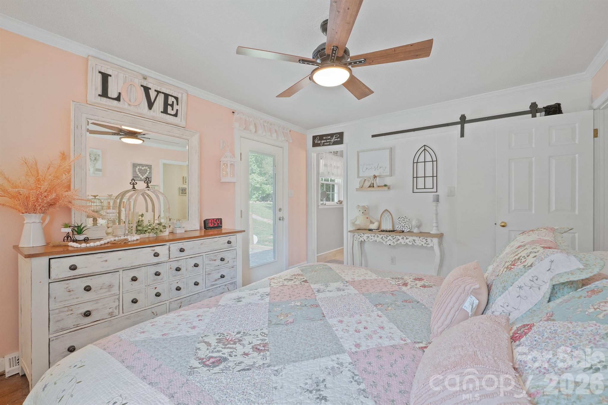 435 W Central Avenue — Mount Holly