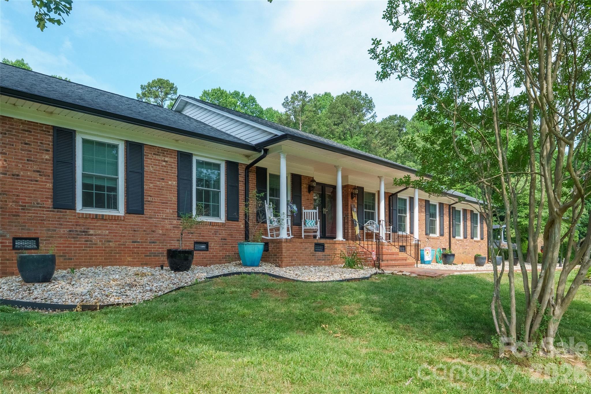 435 W Central Avenue — Mount Holly
