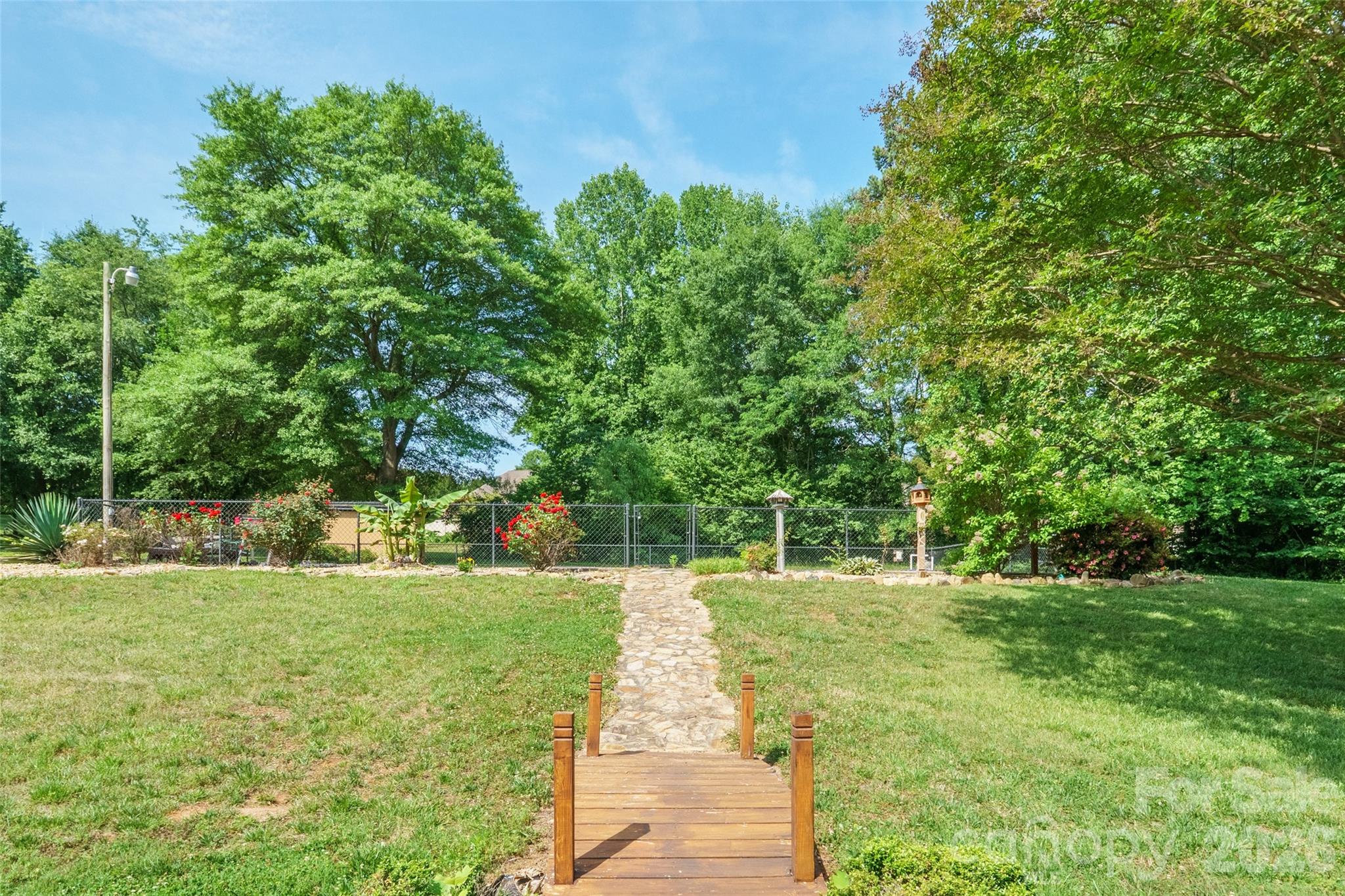 435 W Central Avenue — Mount Holly