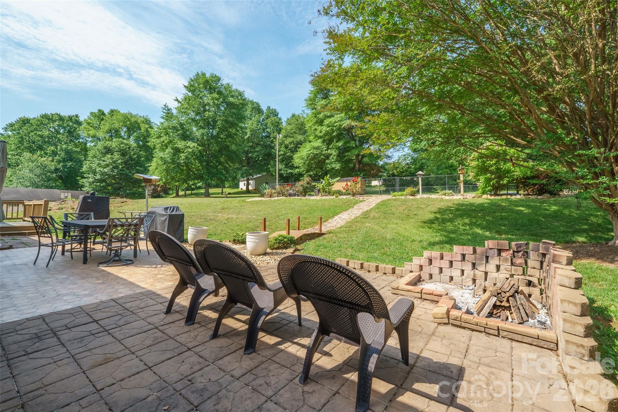 435 W Central Avenue — Mount Holly