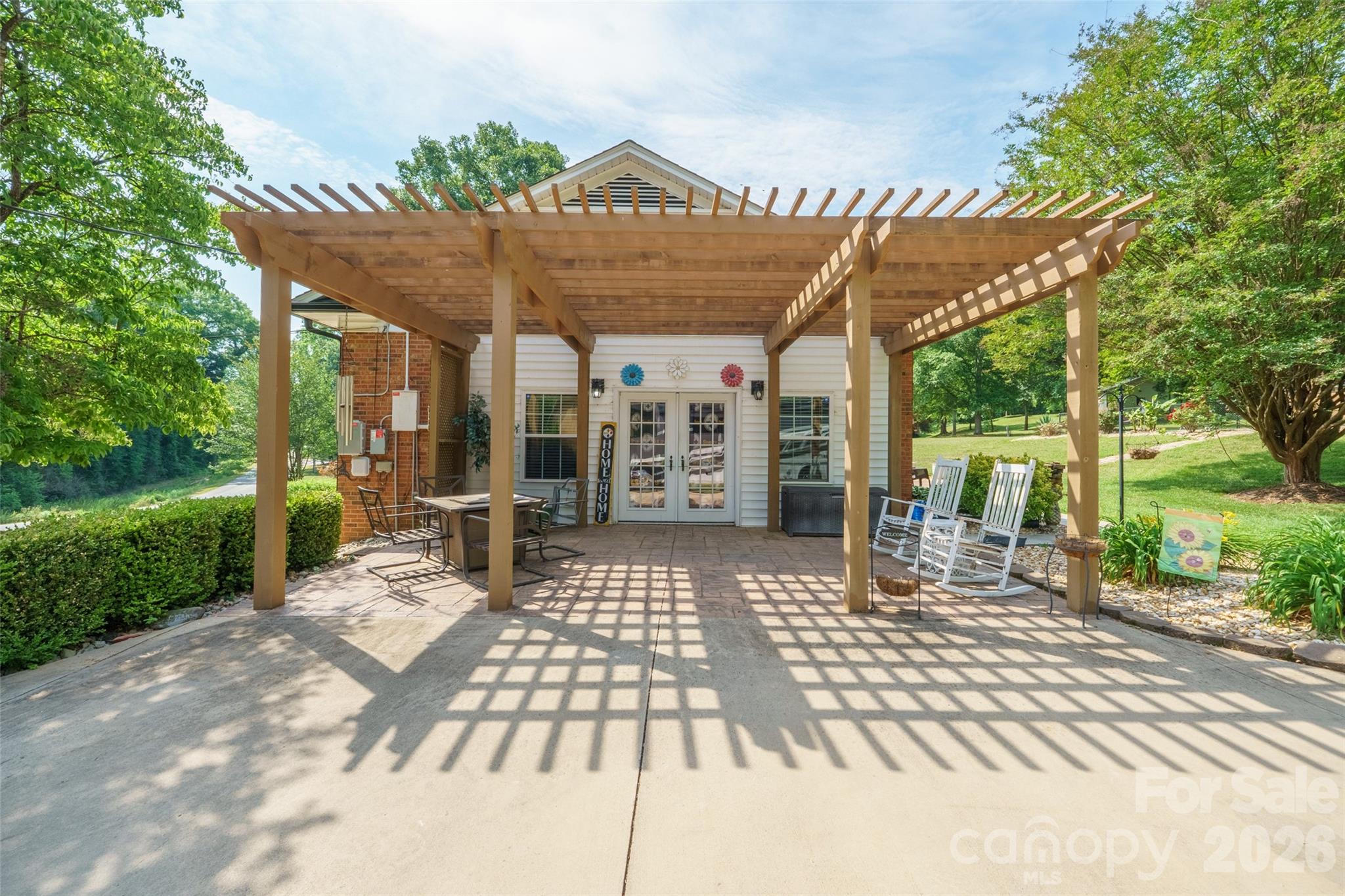 435 W Central Avenue — Mount Holly