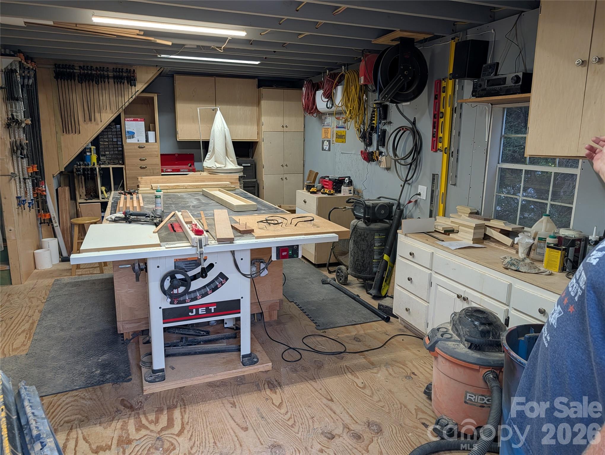 435 W Central Avenue — Mount Holly