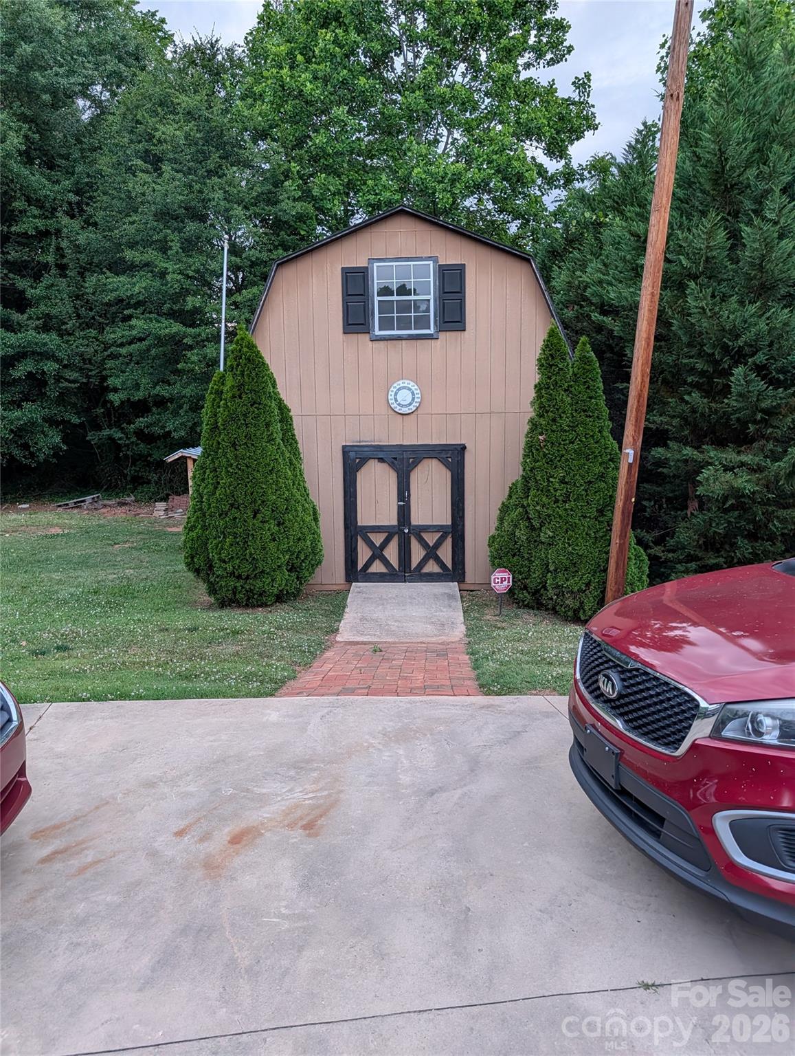435 W Central Avenue — Mount Holly