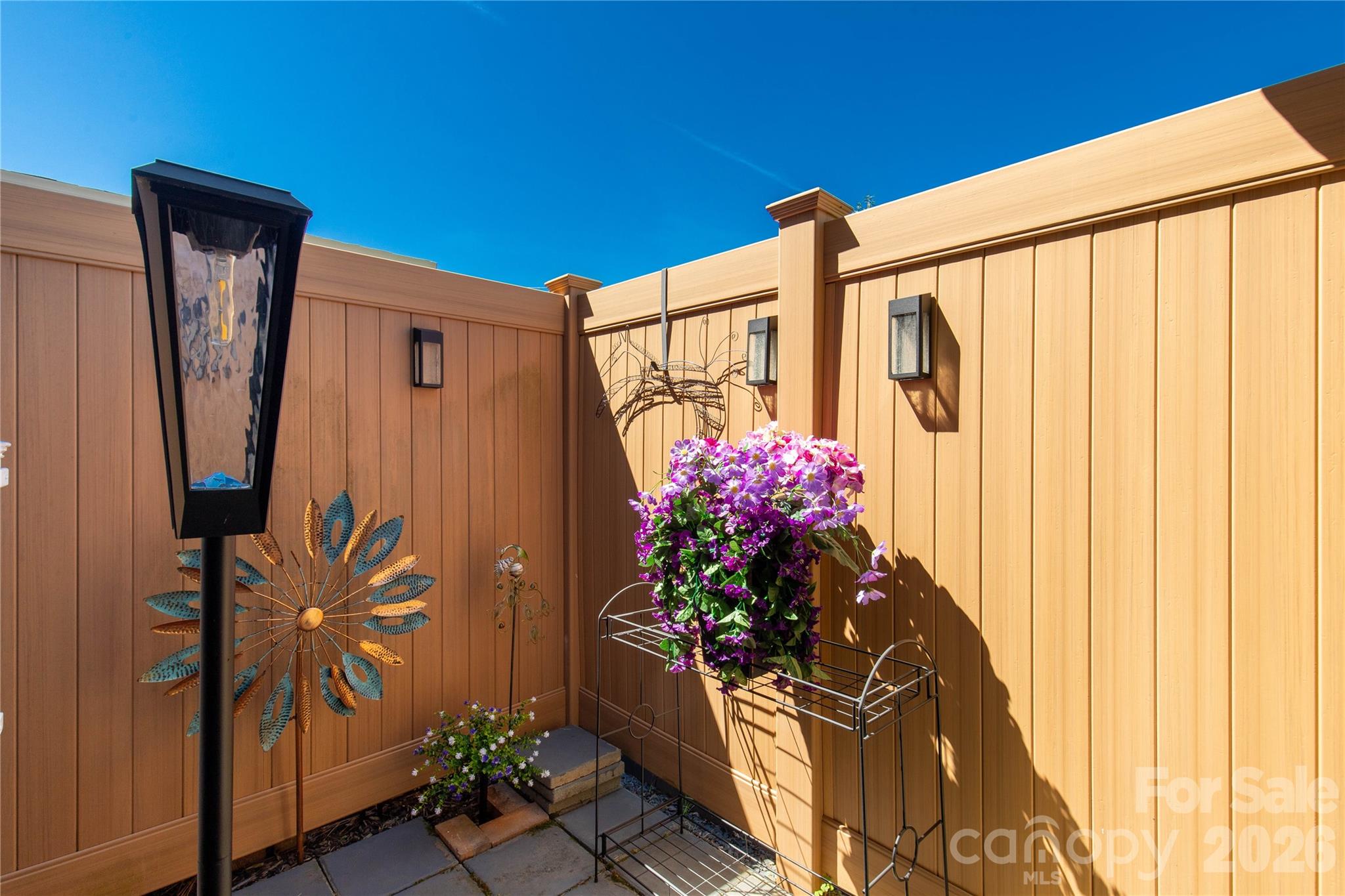 1108 Stuarts Landing Drive — Cramerton
