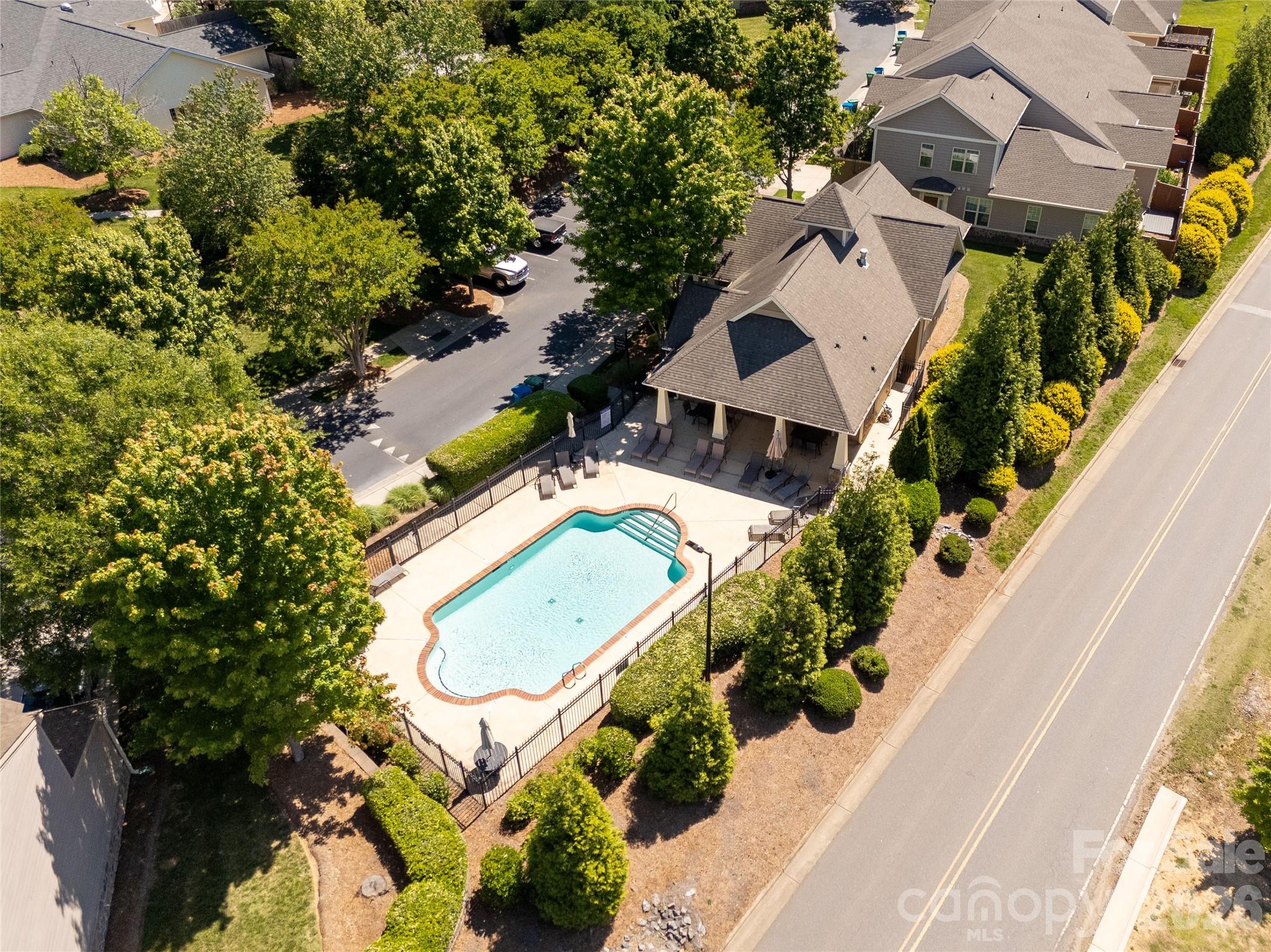1108 Stuarts Landing Drive — Cramerton