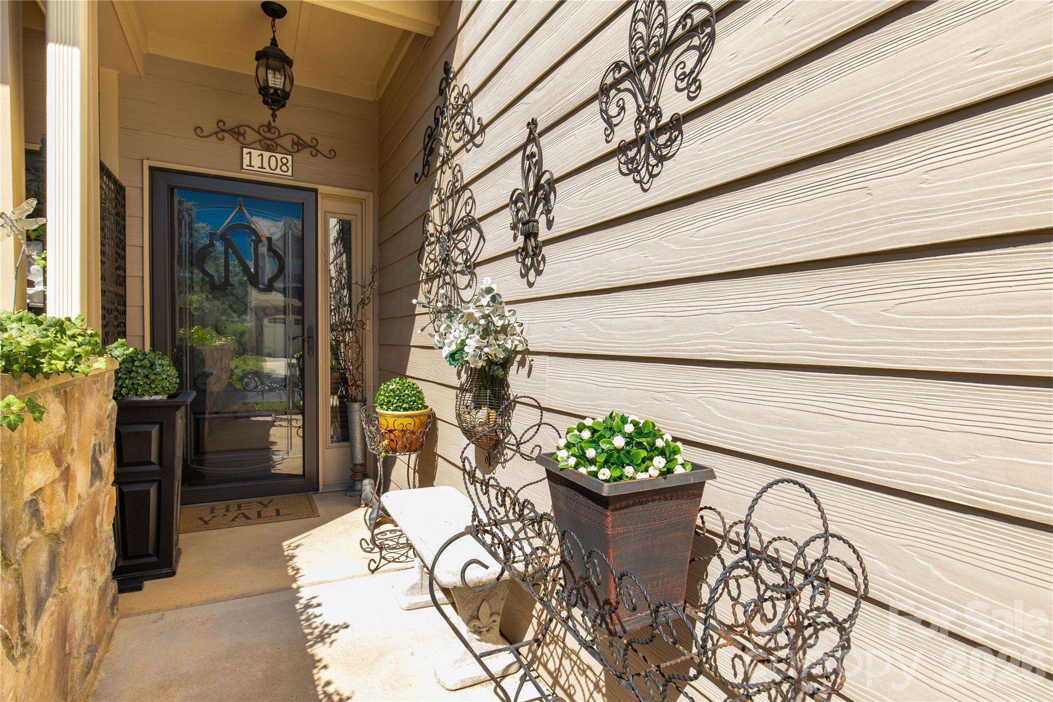 1108 Stuarts Landing Drive — Cramerton