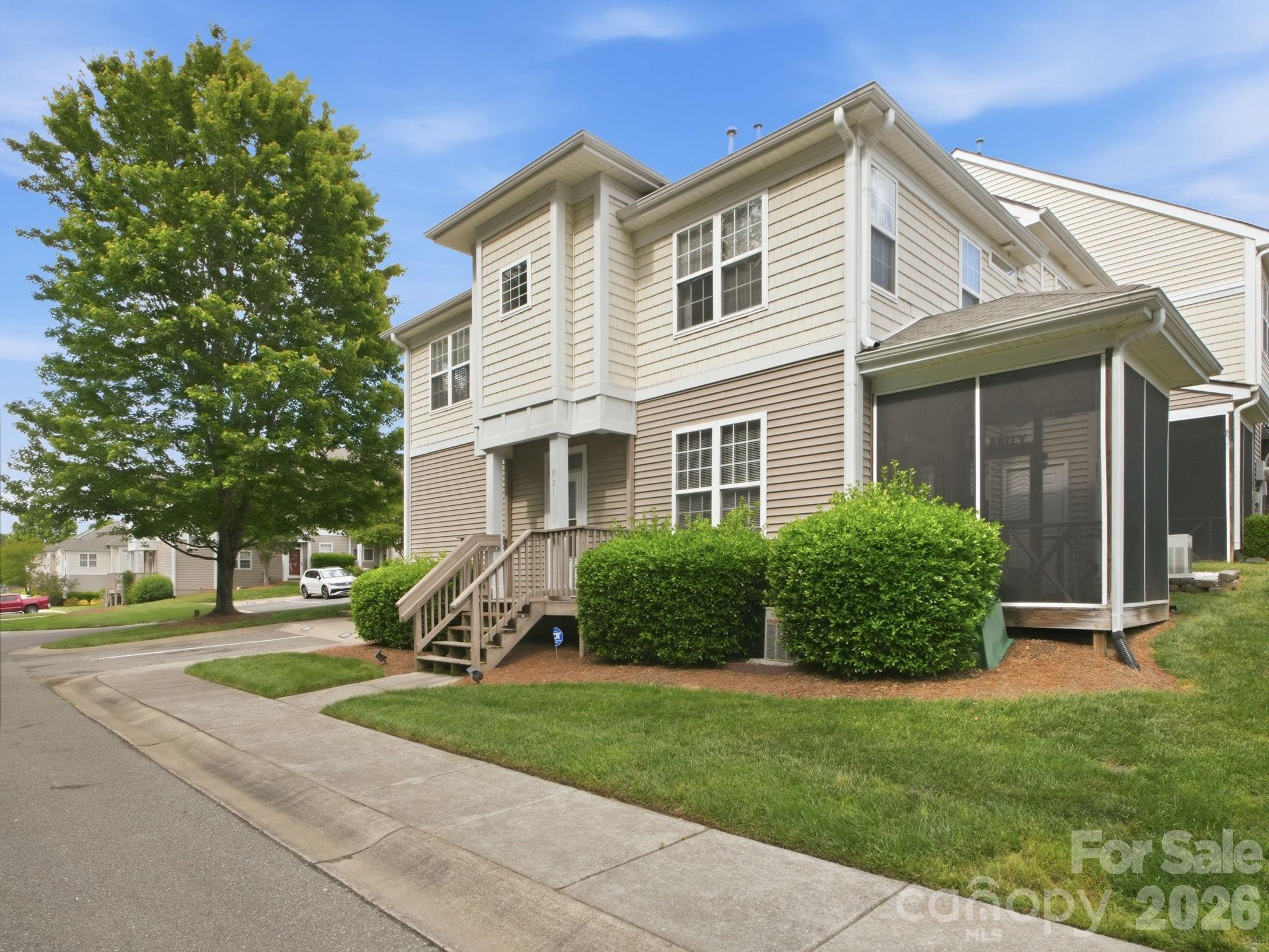 921 Ashworth Drive — Gastonia