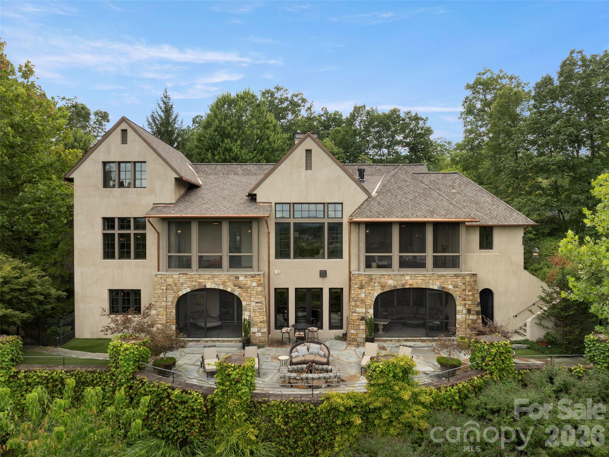 1929 Tree View Trail — Arden