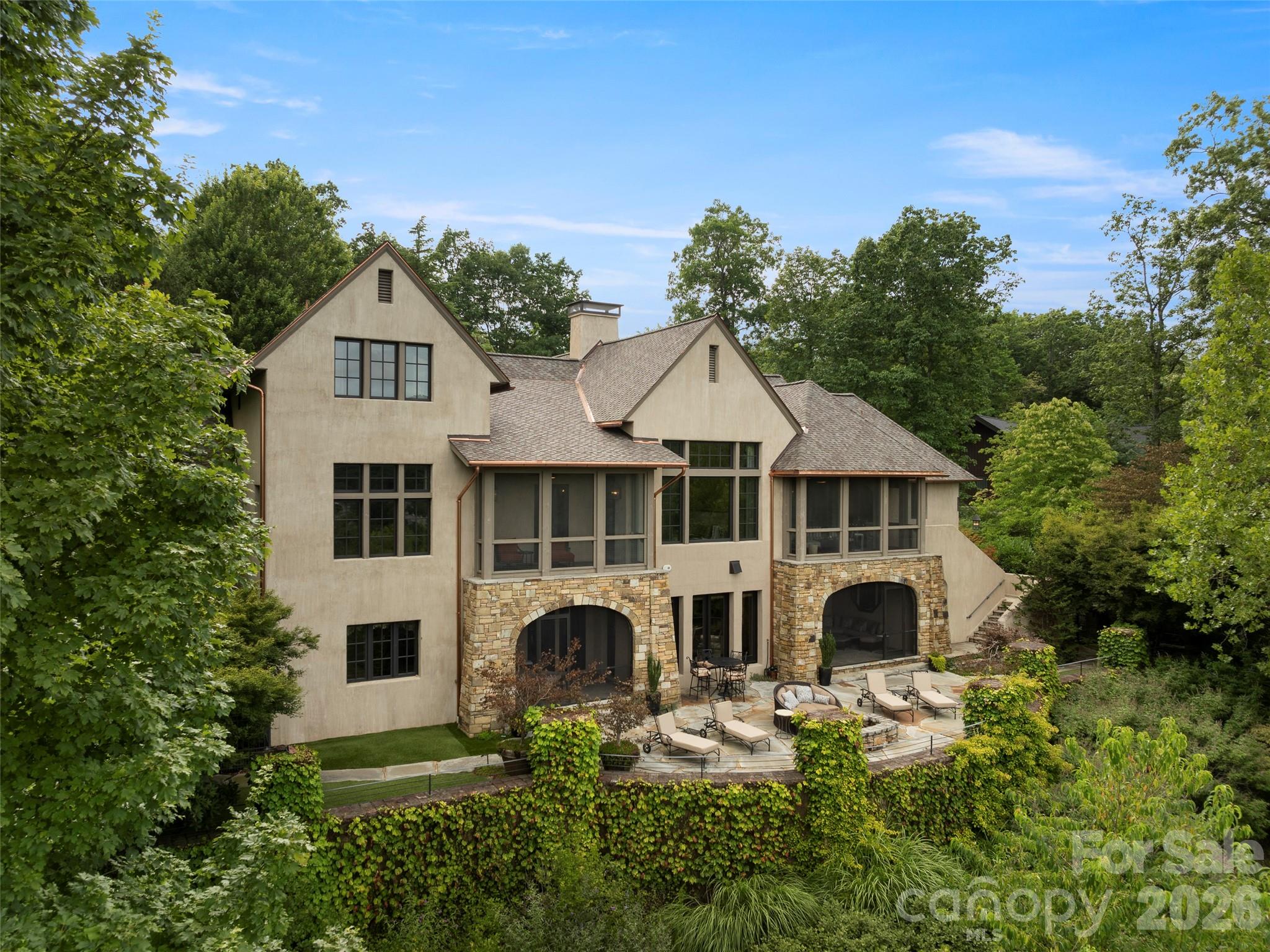 1929 Tree View Trail — Arden