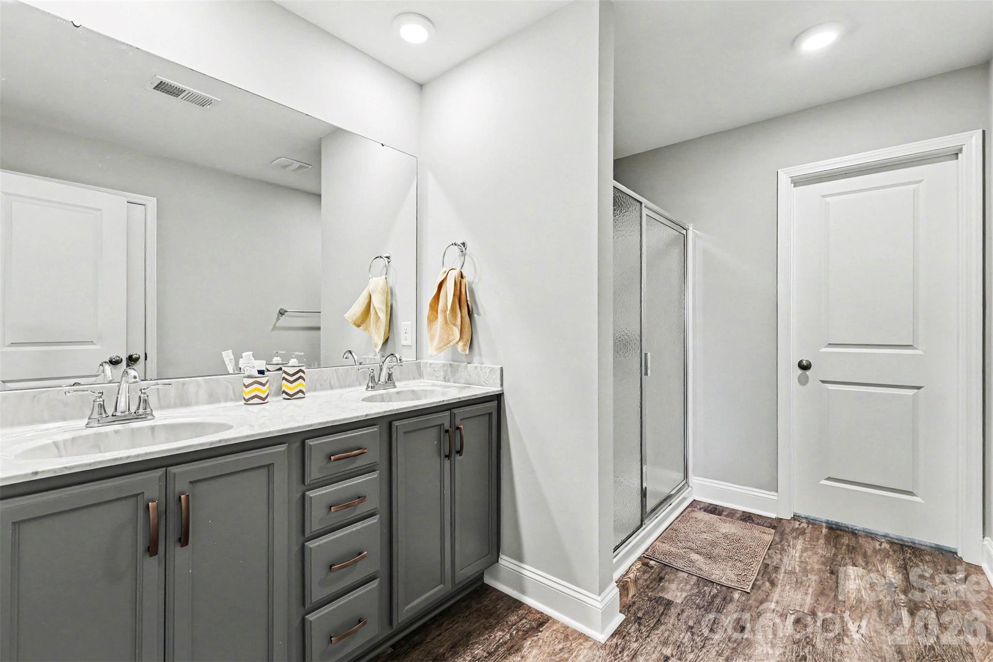 3401 Shillinglaw Road — Sharon