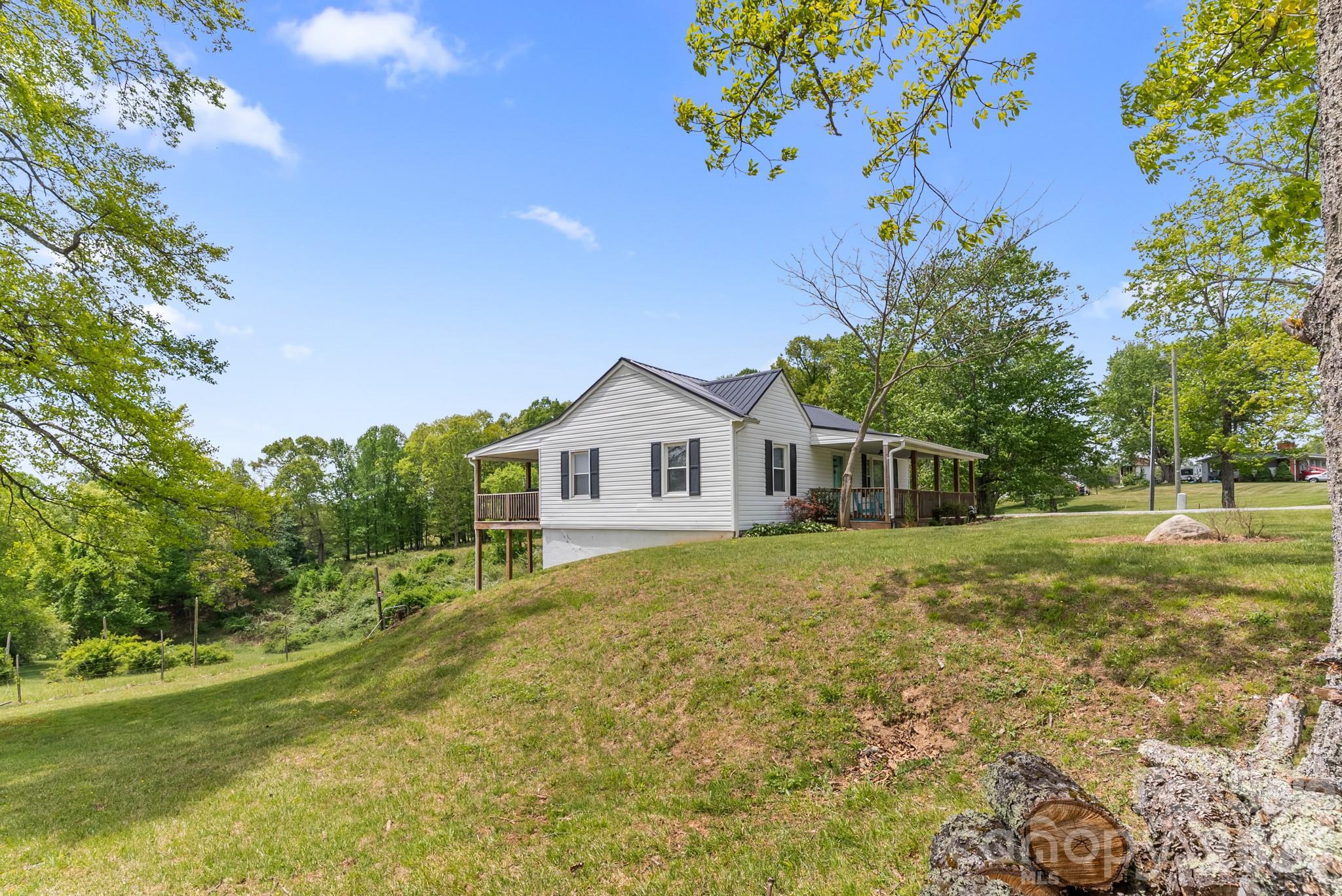 4532 NC Hwy 18 None N — Sparta