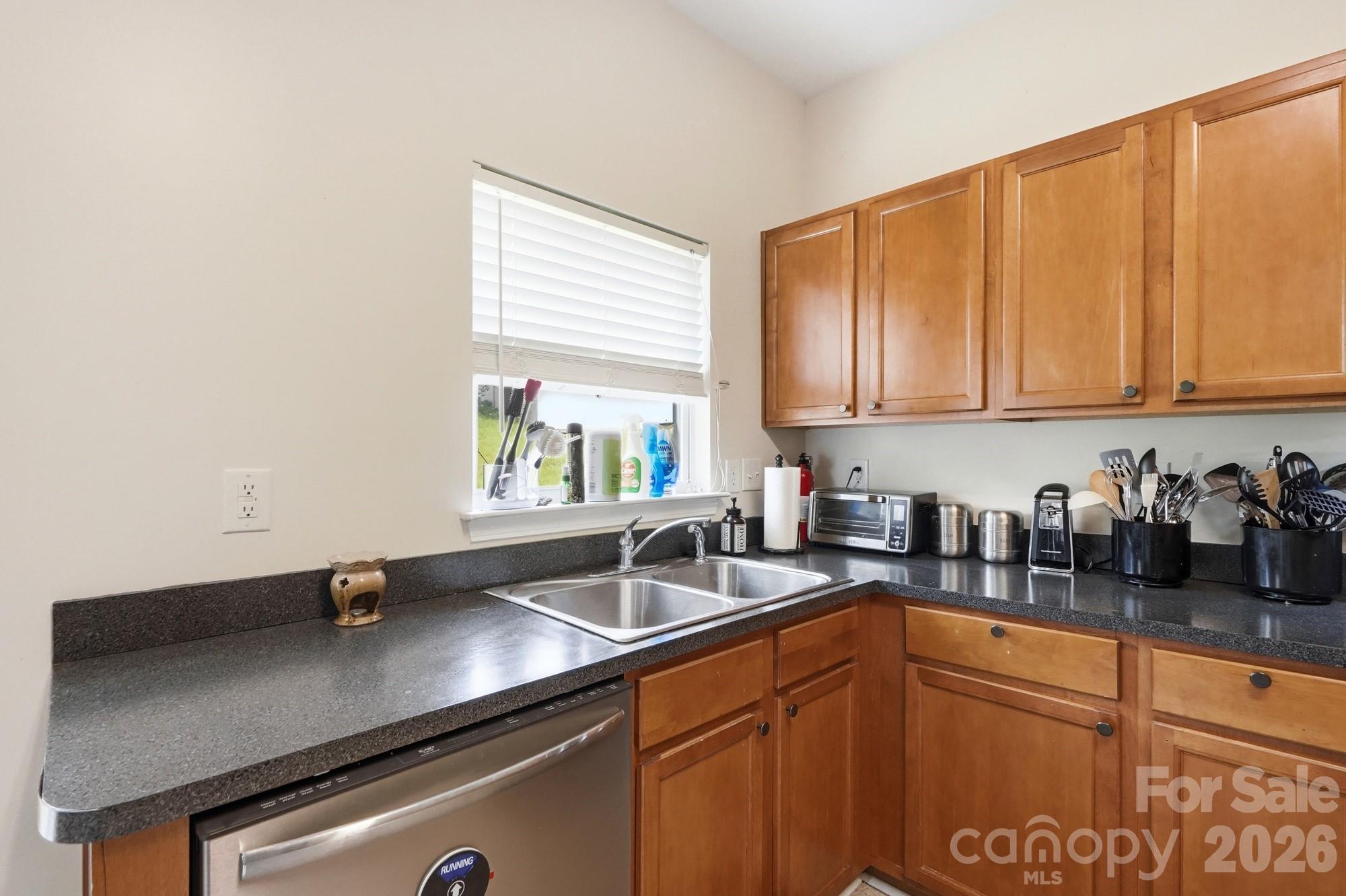 8619 Earthenware Drive — Charlotte